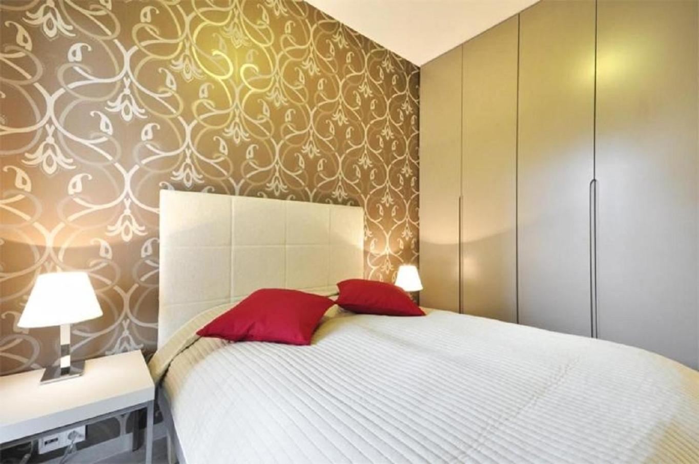 Apartment Economy Dom & House By The River In With Pool, Sauna And Gym Gdansk