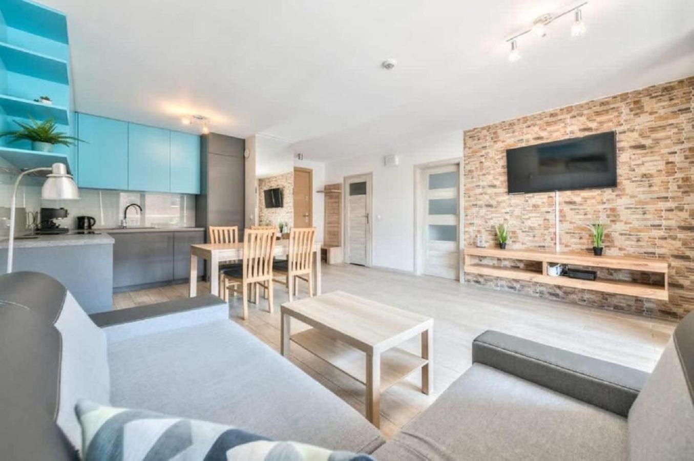 Dom & House Comfortable Chmielna With Sauna Huoneisto