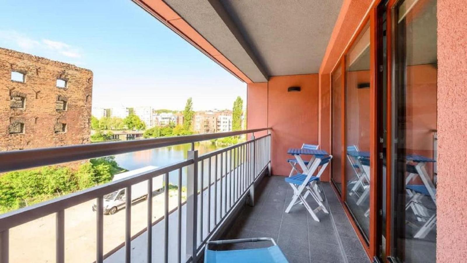 Dom & House Comfortable Chmielna With Sauna Huoneisto