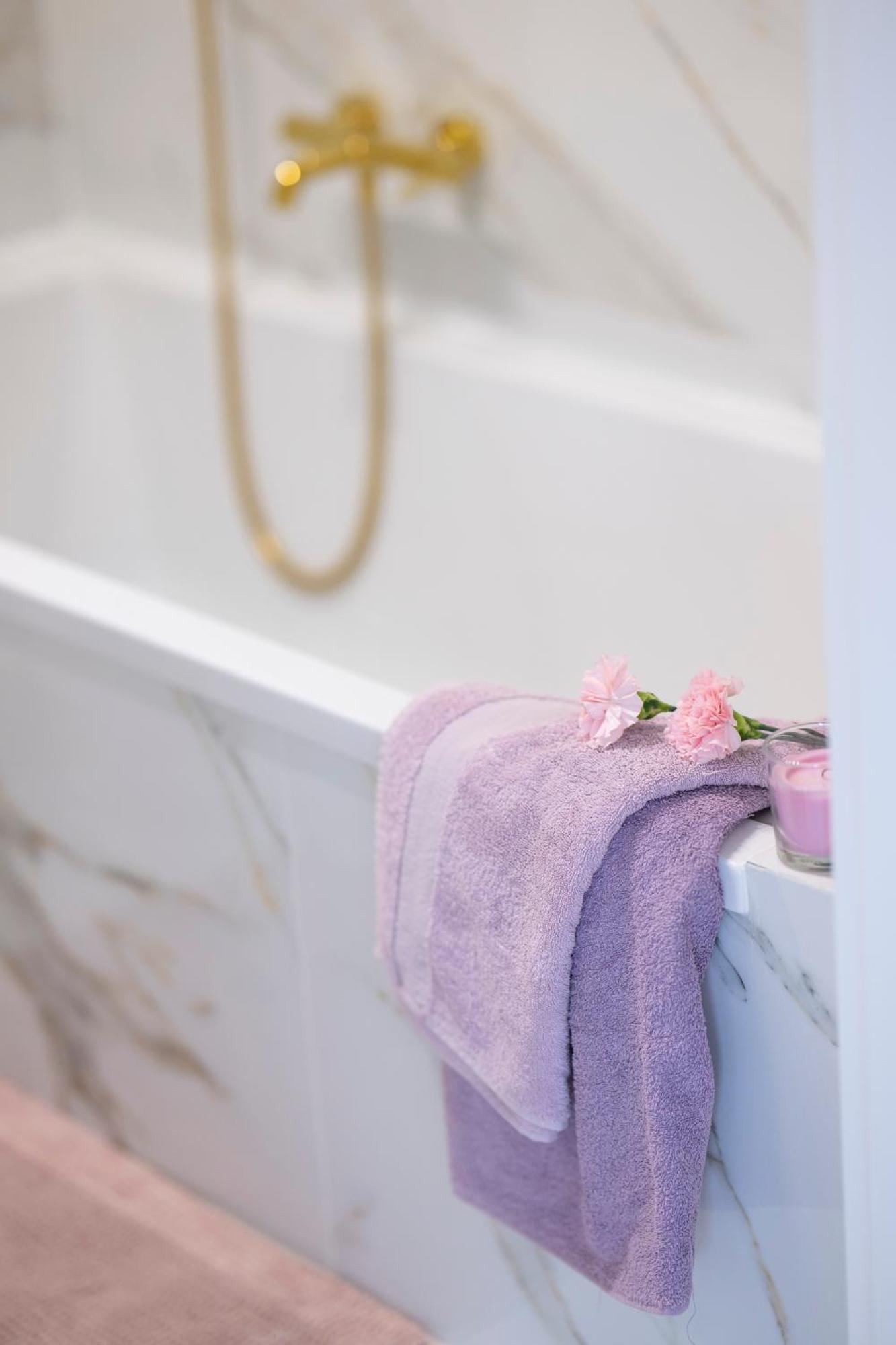 Apartment Rose Gold By Go