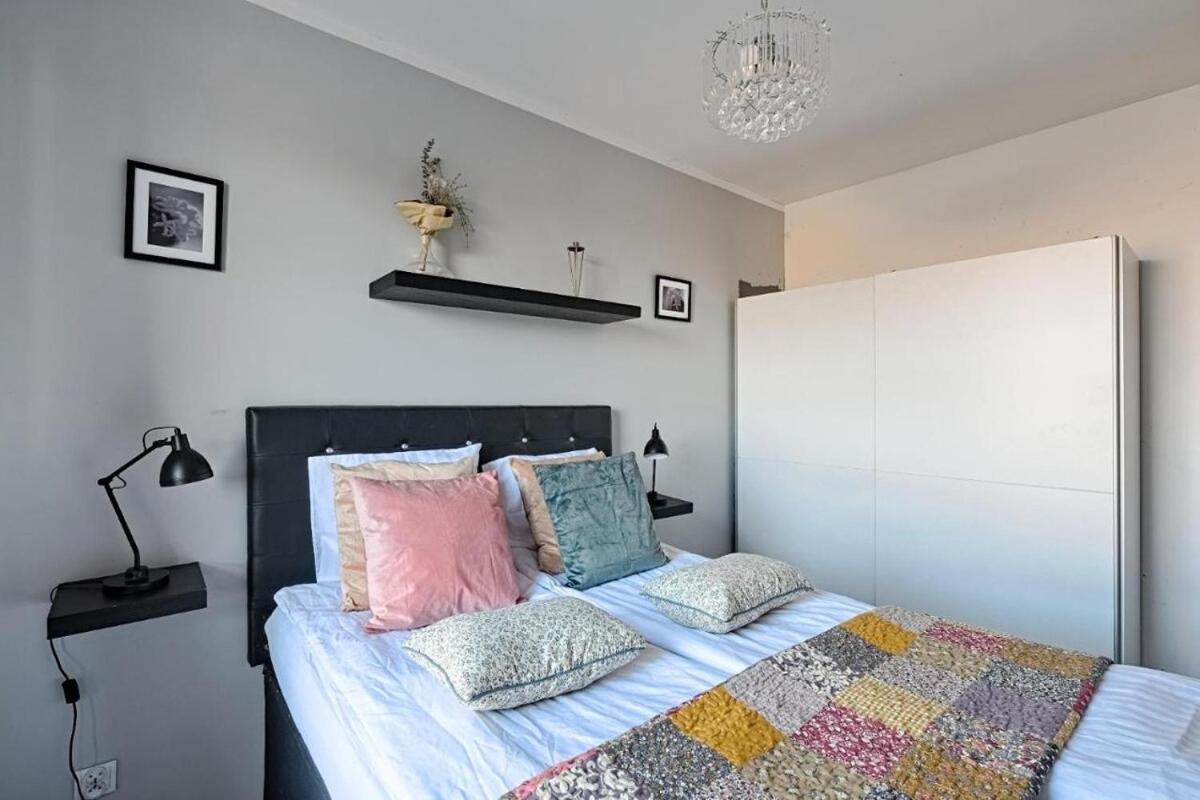 Urban Nest Group & Walowa *