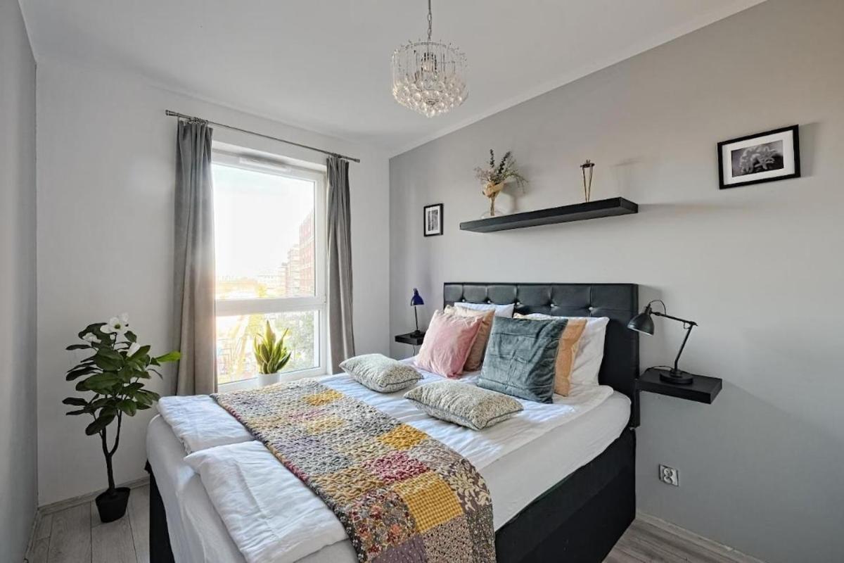 Urban Nest Group & Walowa