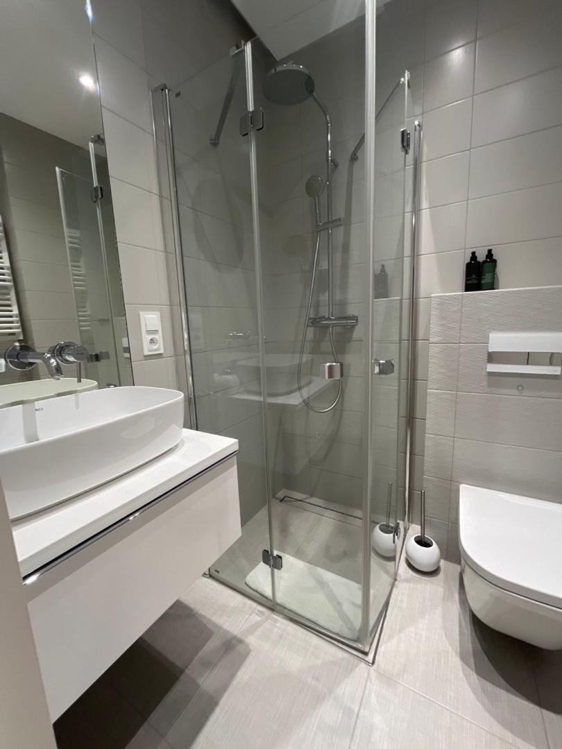 Apartamento Waterlane Island - Riverview Pool, Spa, Gym & Parking By Downtown