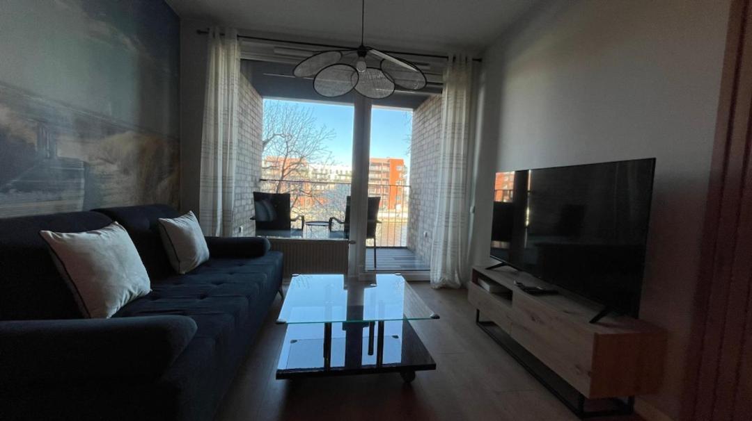 Chlebova - Riverside View Terrace, Free Parking, Gym & Kidsplay By Downtown Leilighet Gdańsk