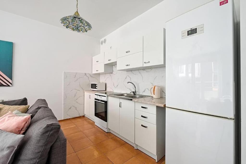 Urban Nest - Lakowa 60a Huoneisto Gdańsk