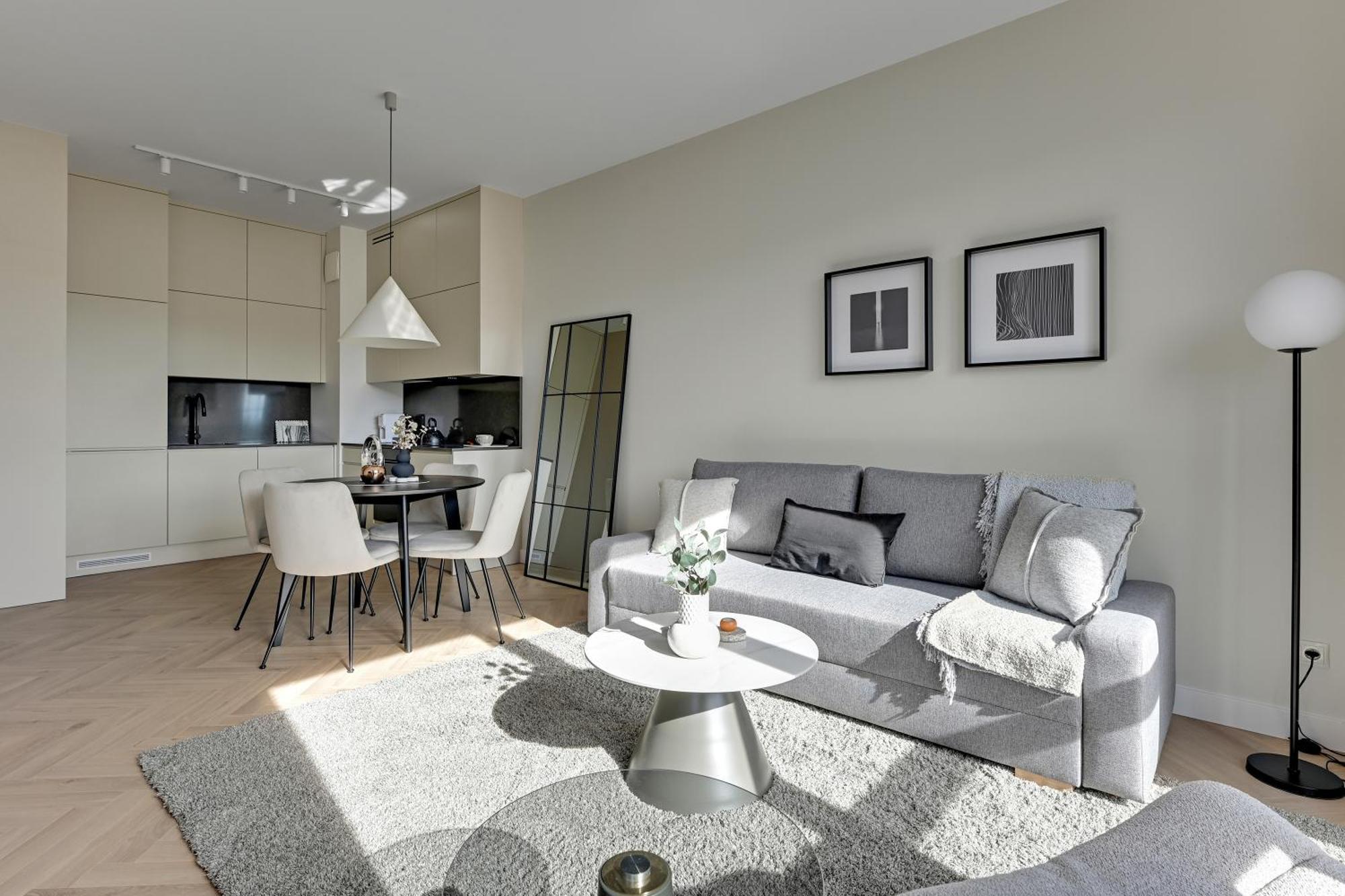 Apartment Nadmorski Dwor 800m Od Plazy By Downtown Gdansk
