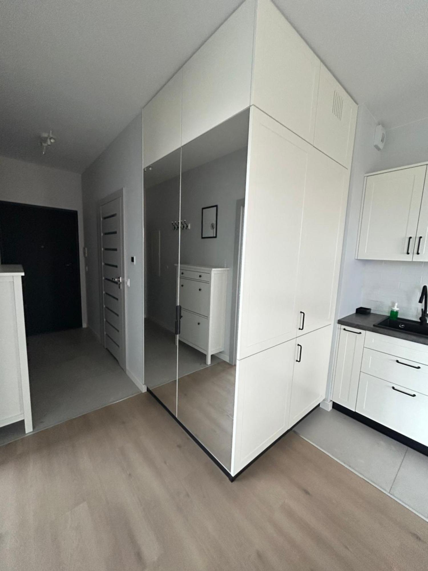 Apartment Doki Lifestyle & Food Hall By Lion Gdansk