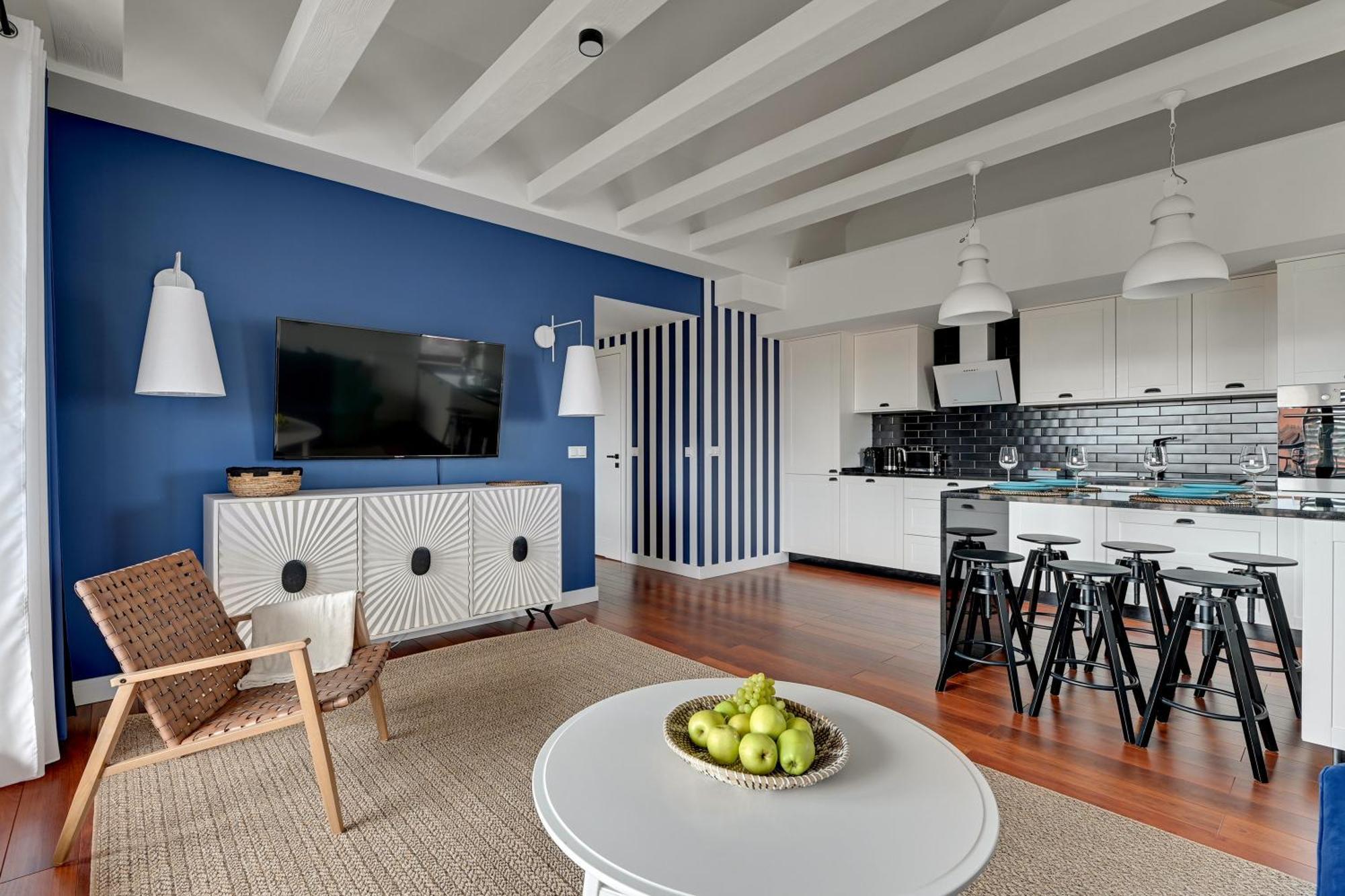 Waterlane Island - Riverview Pool, Spa, Gym & Parking By Downtown *