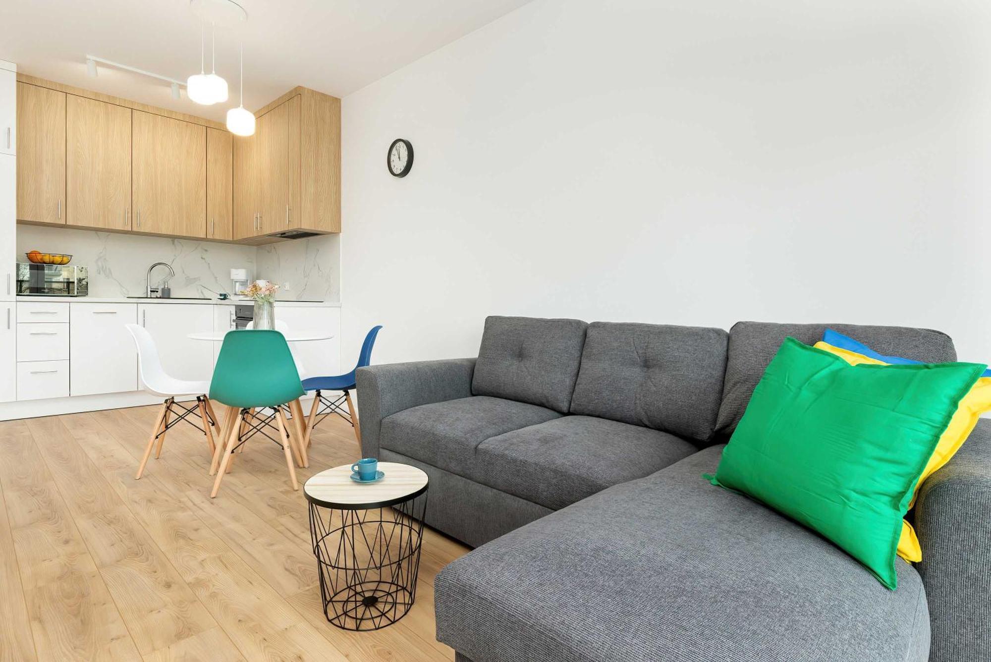 Apartment Stylish With Balcony Near Brzezno By Renters