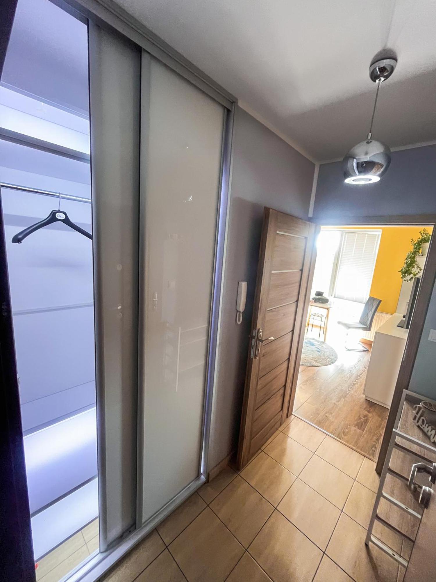 Sloneczny Blisko Centrum Gdanska Apartamento Gdańsk