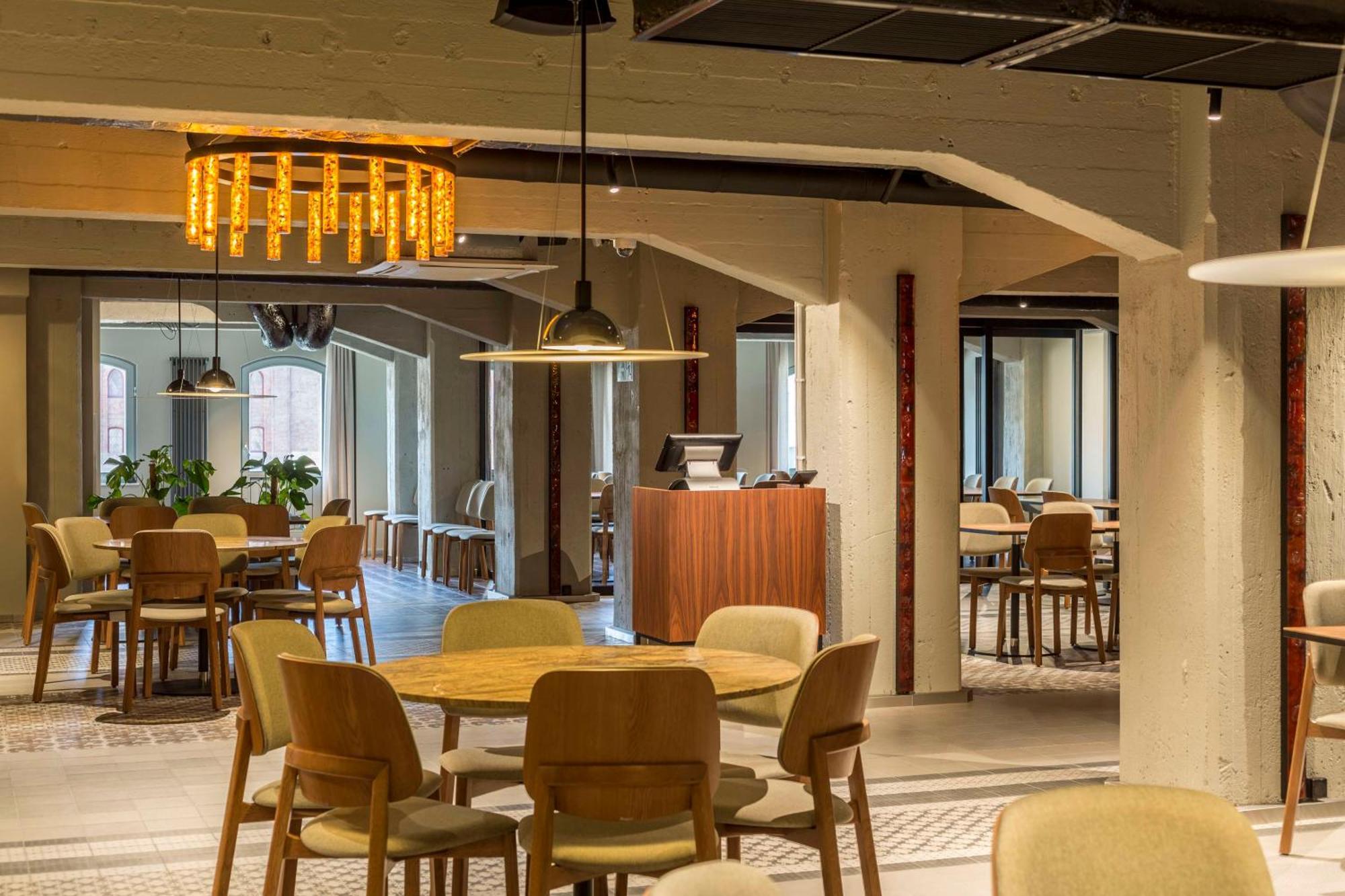 Radisson Hotel&suites, Hotel