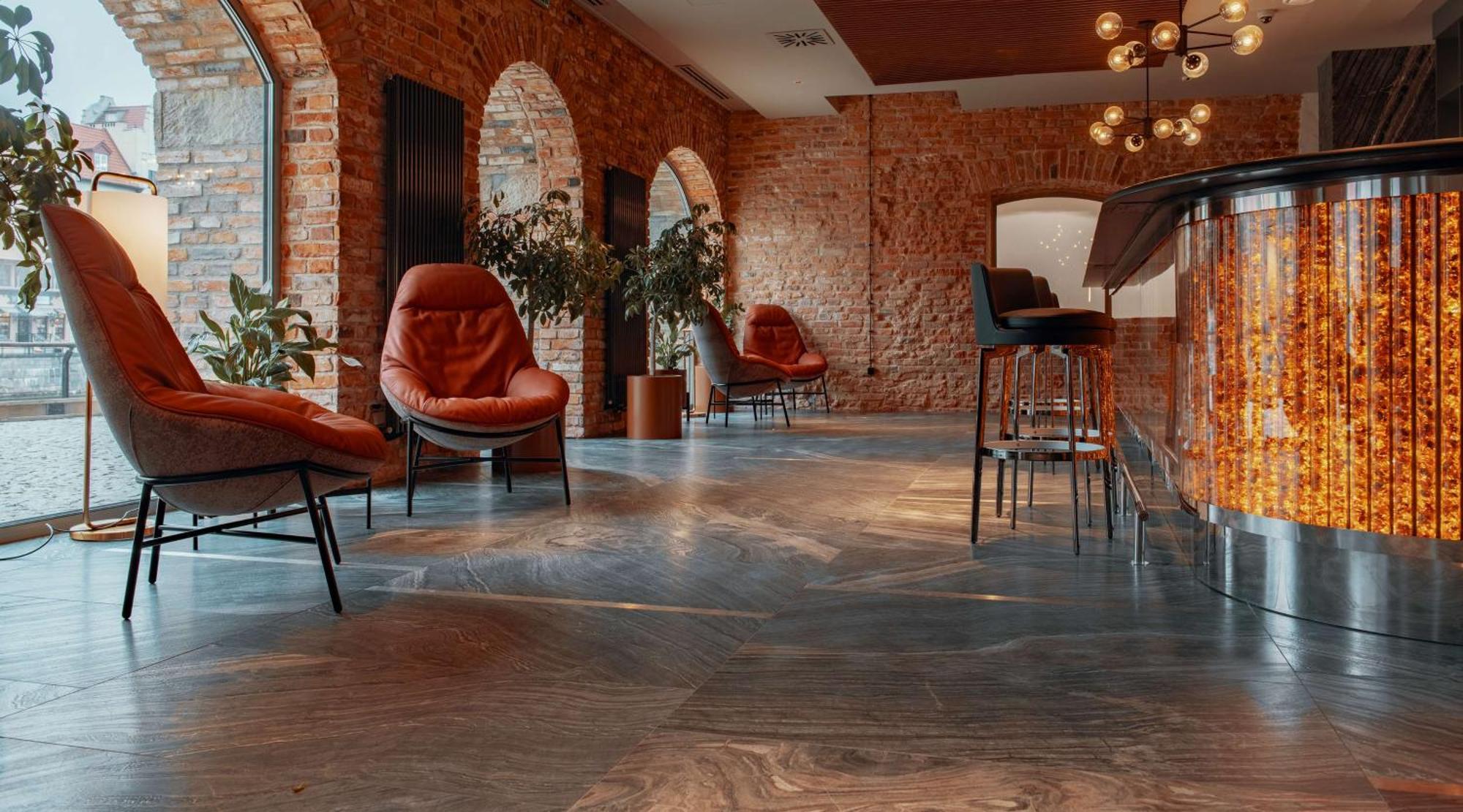 Radisson Hotel&suites, Hotel 4*