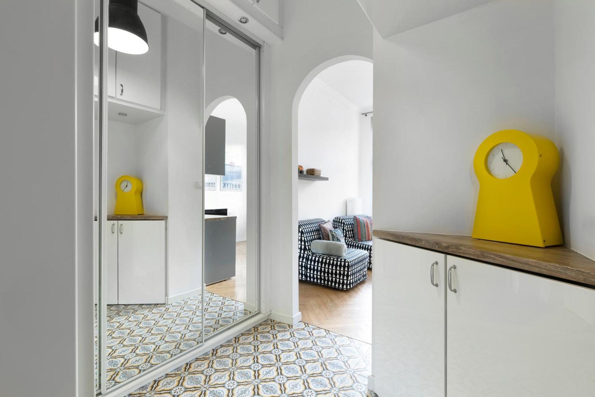 Elite Hamptons Old Town Apartment *