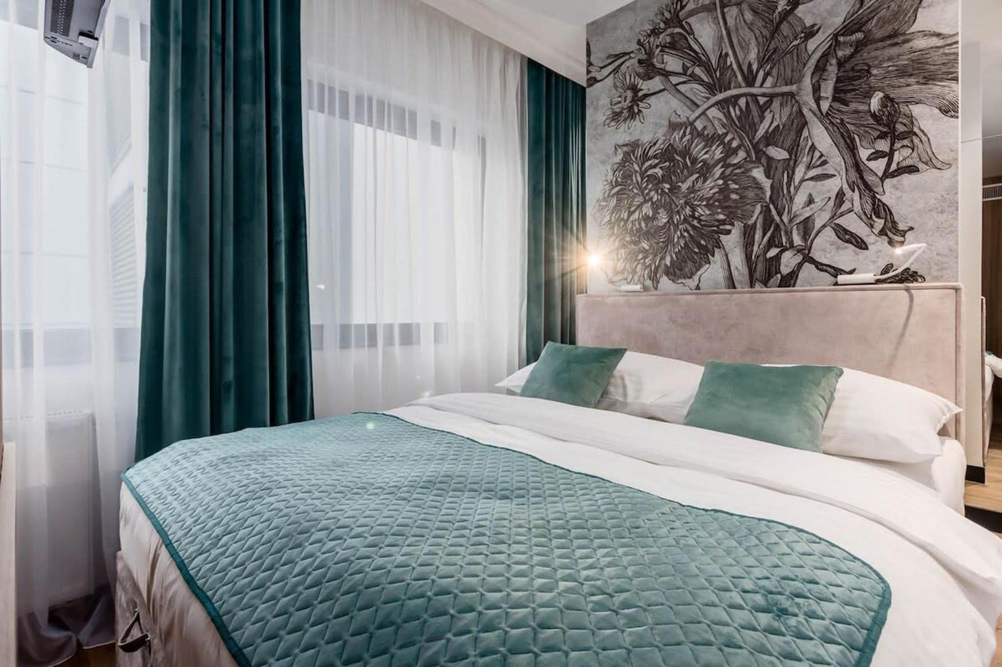 Apartment Deo Plaza - Old Town By Rent Like *
