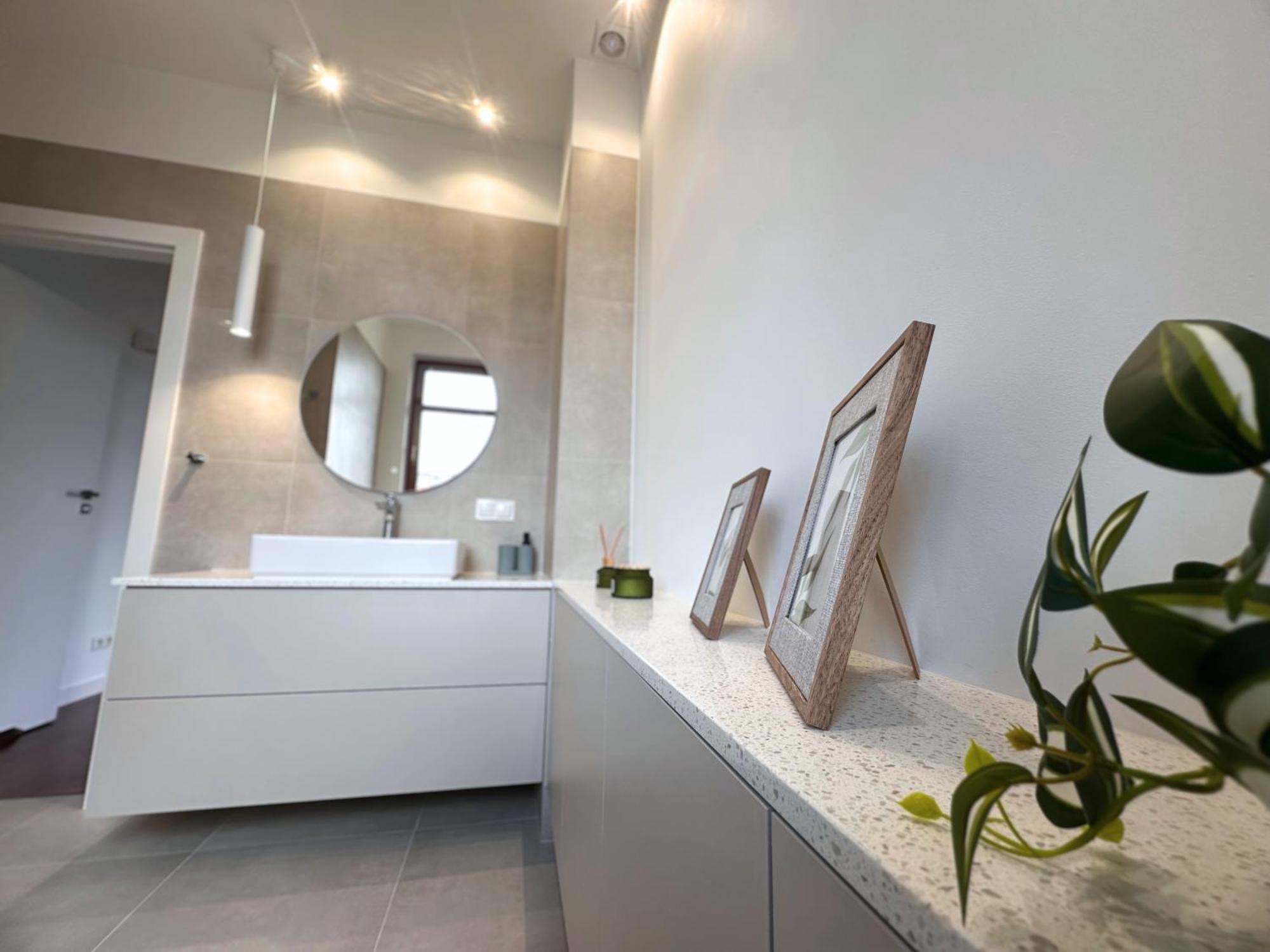 White Sea - Neptun Park By Oneapartments *