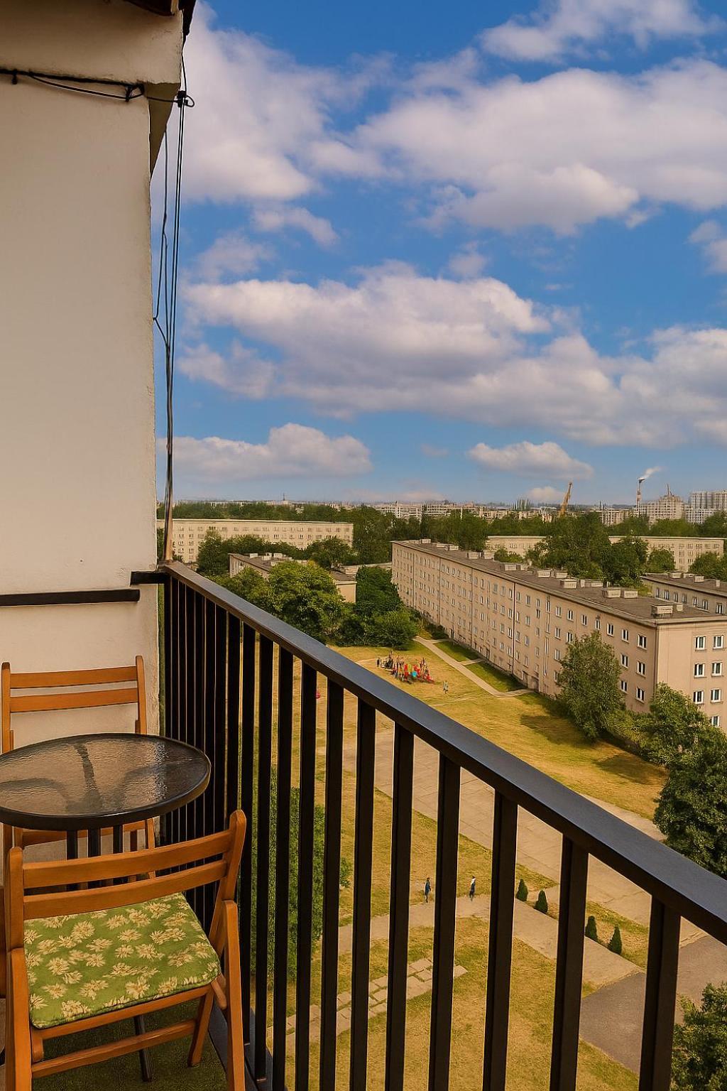 17m2 - Przymorze, Close To The Apartment