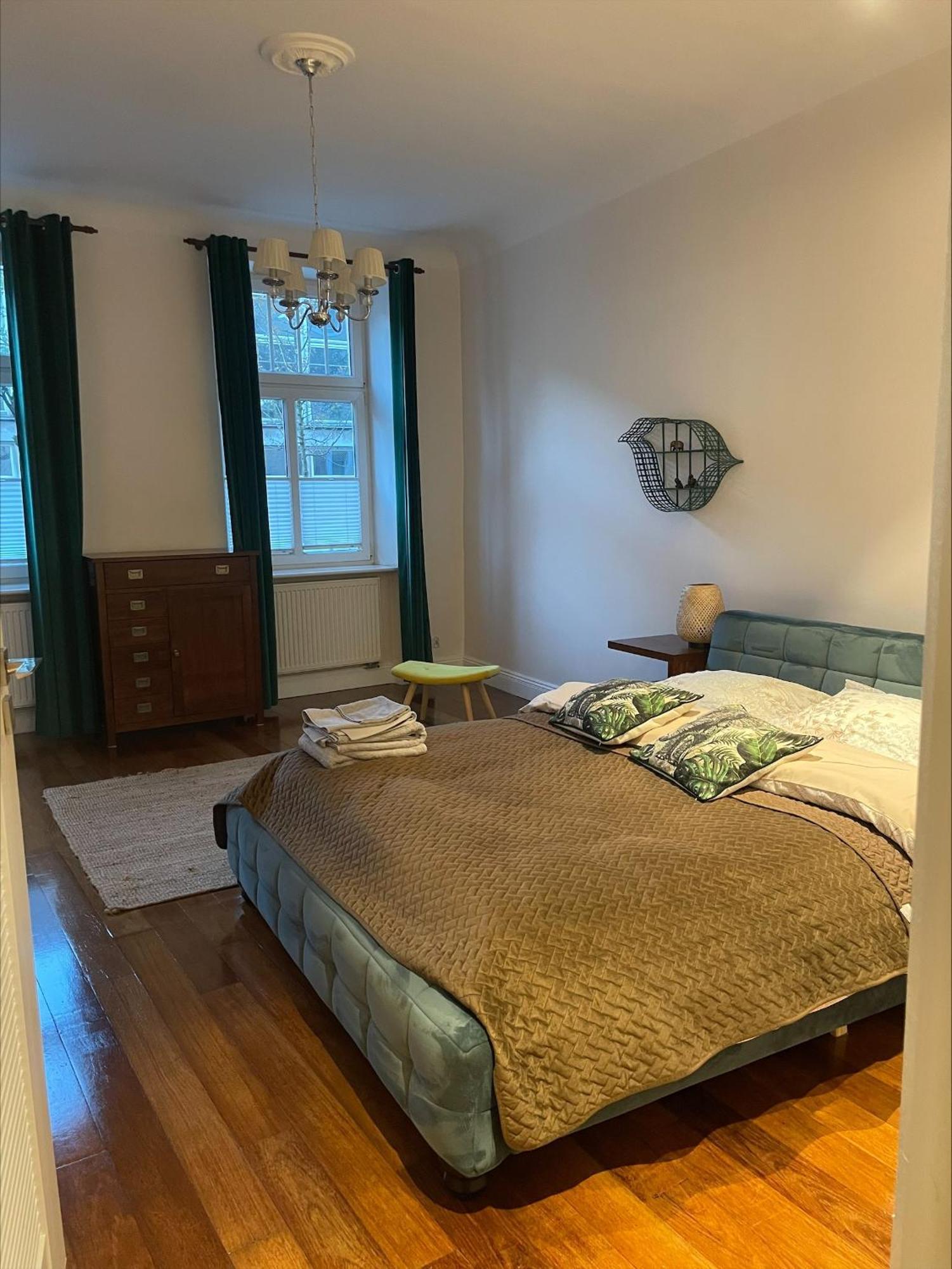 Przestronne Mieszkanie W Srodmiesciu, Apartment *