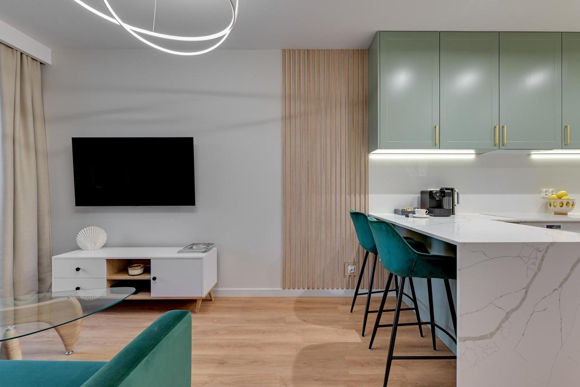 Apartment Chlebova - Riverside View Terrace, Free Parking, Gym & Kidsplay By Downtown *