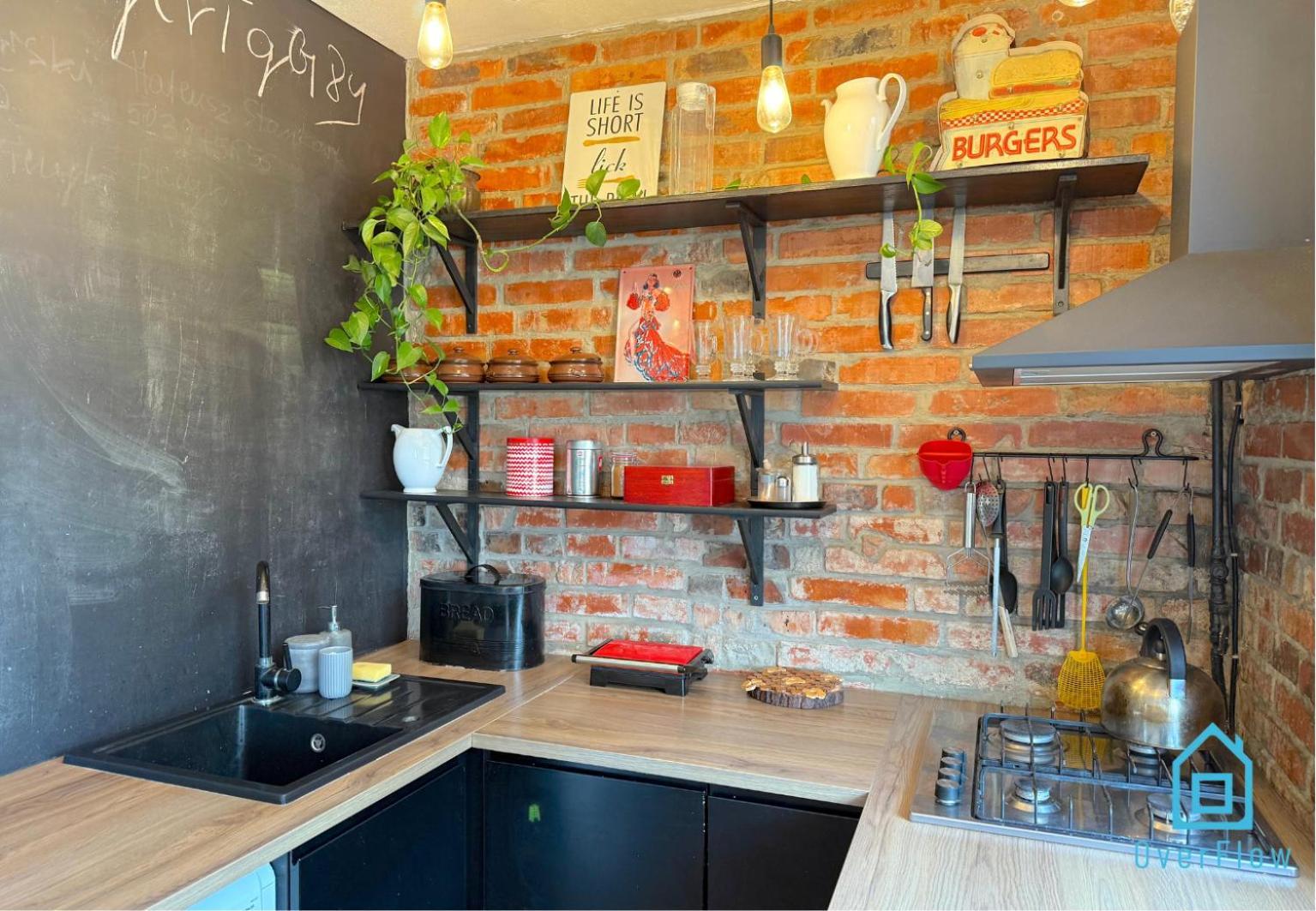 Old School - Charming Place, 15 Minutes To Old Town & Seaside