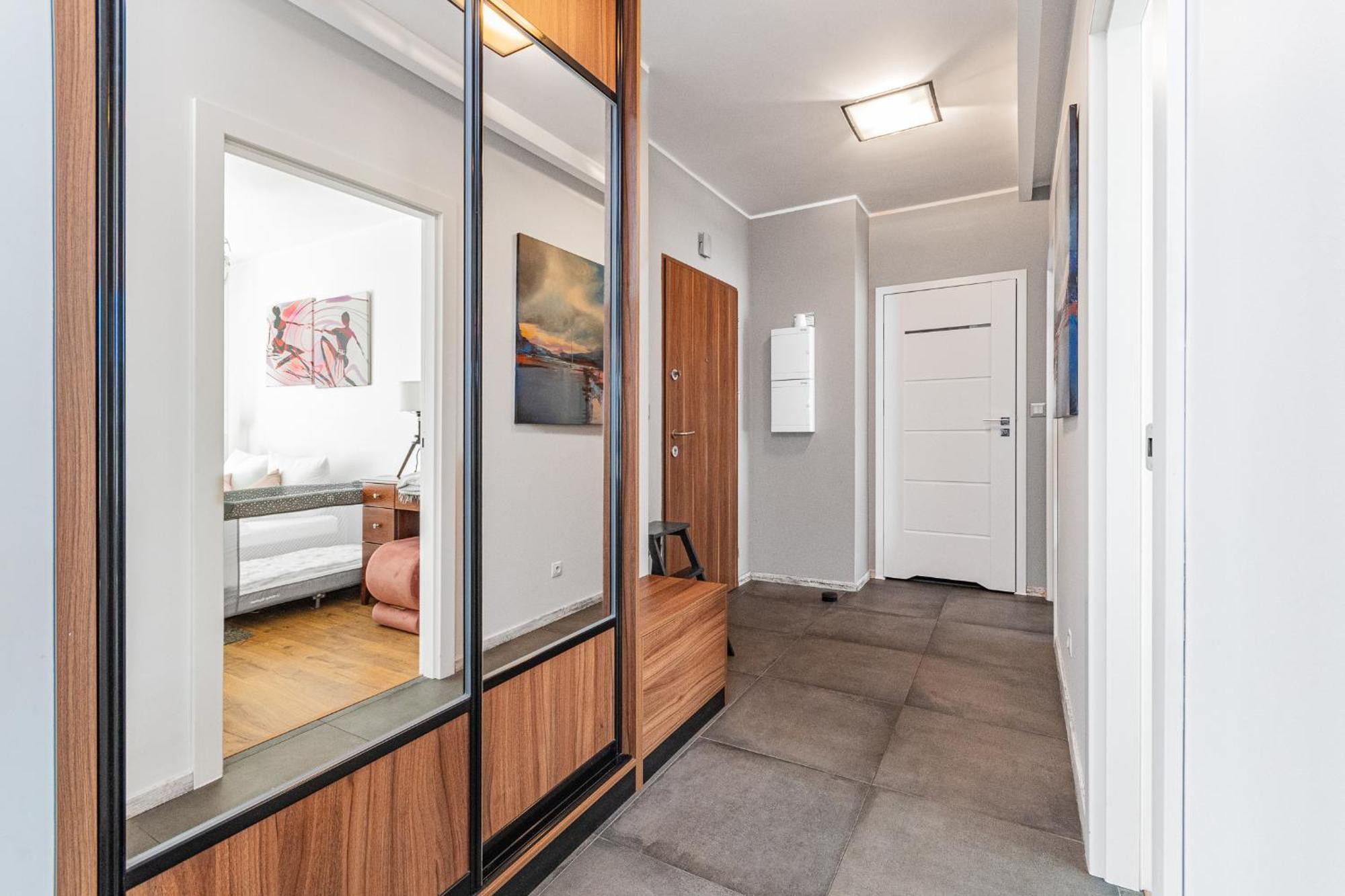 Gdansky, The 14th Floor Apartment
