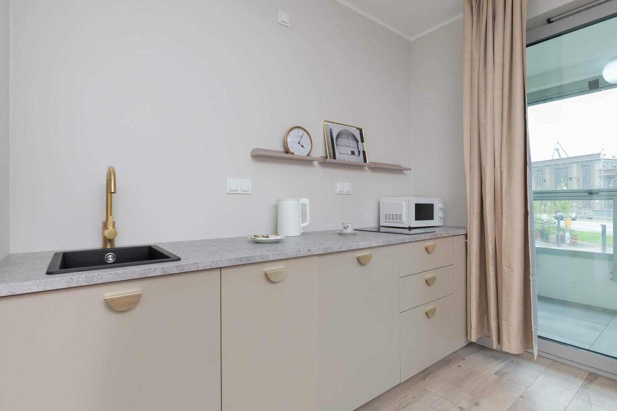 Apartment Eleganckie Blisko Rzeki W Gdansku Z Balkonem By Renters