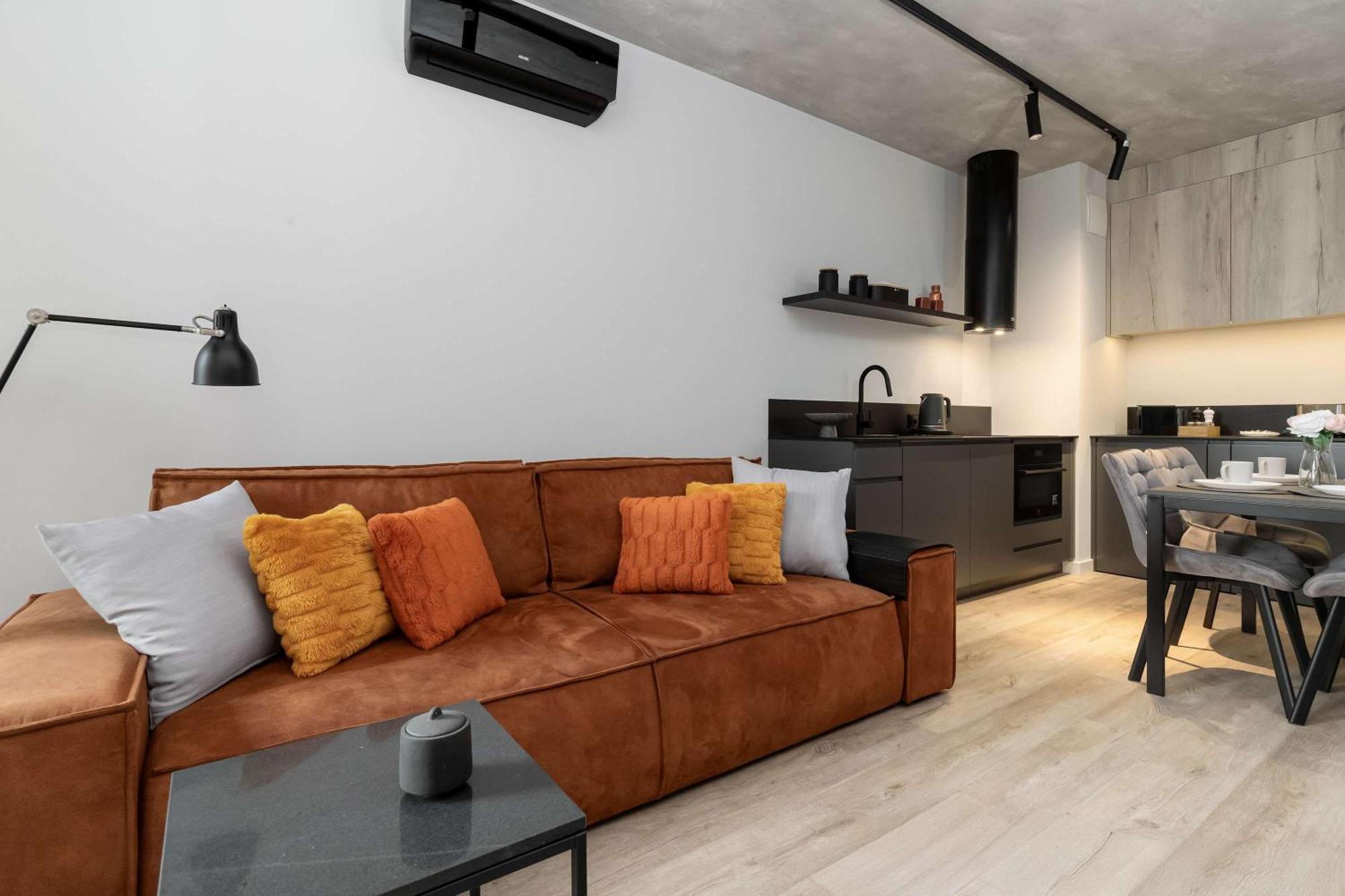 Stylish With Parking Sienna Grobla In By Renters Apartment