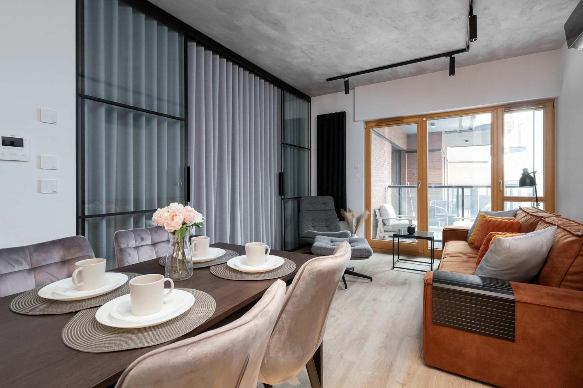 Stylish With Parking Sienna Grobla In By Renters Apartment