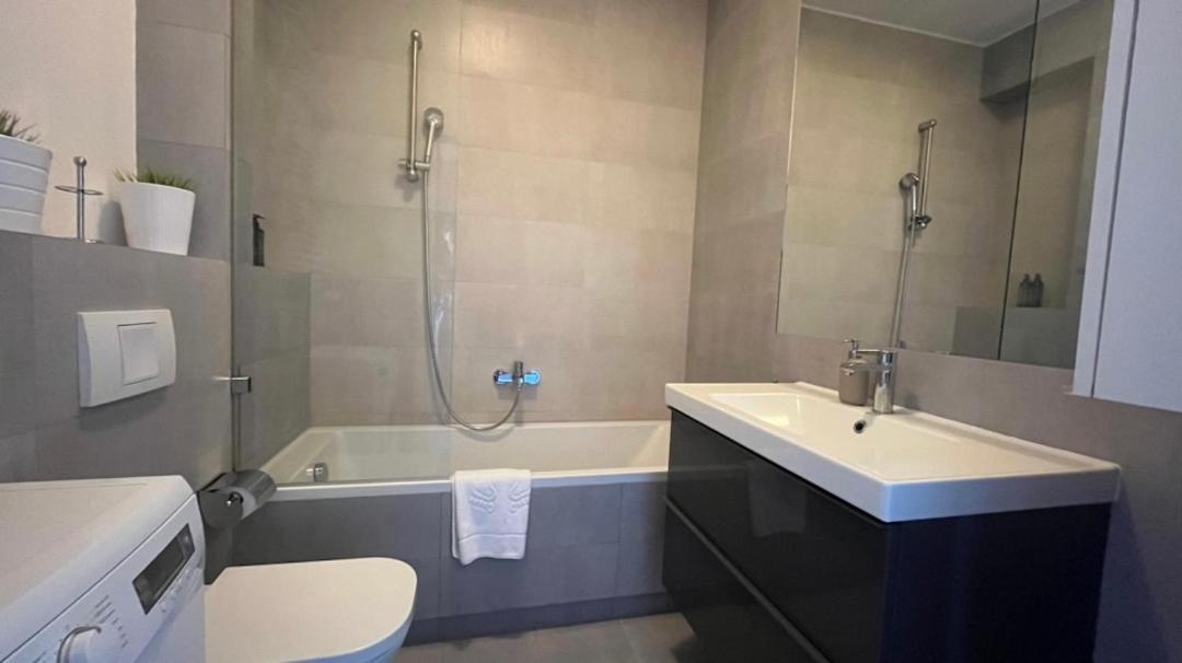Apartment Kwartal Kamienic By Downtown