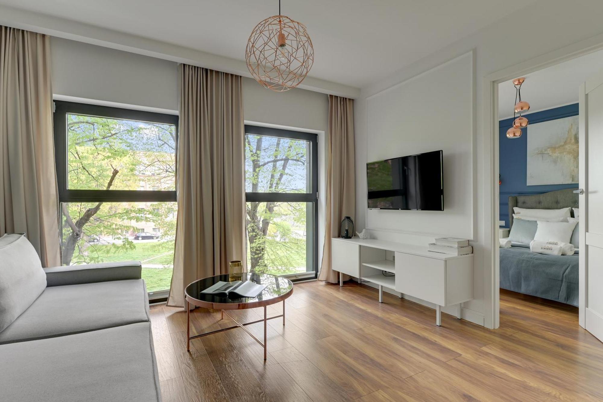 Wintera & Parking By Downtown Apartment