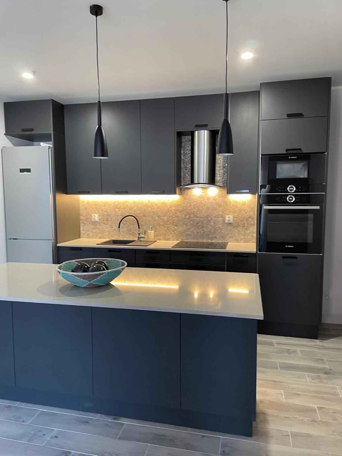Exclusive Riverbank Torunska Apartment