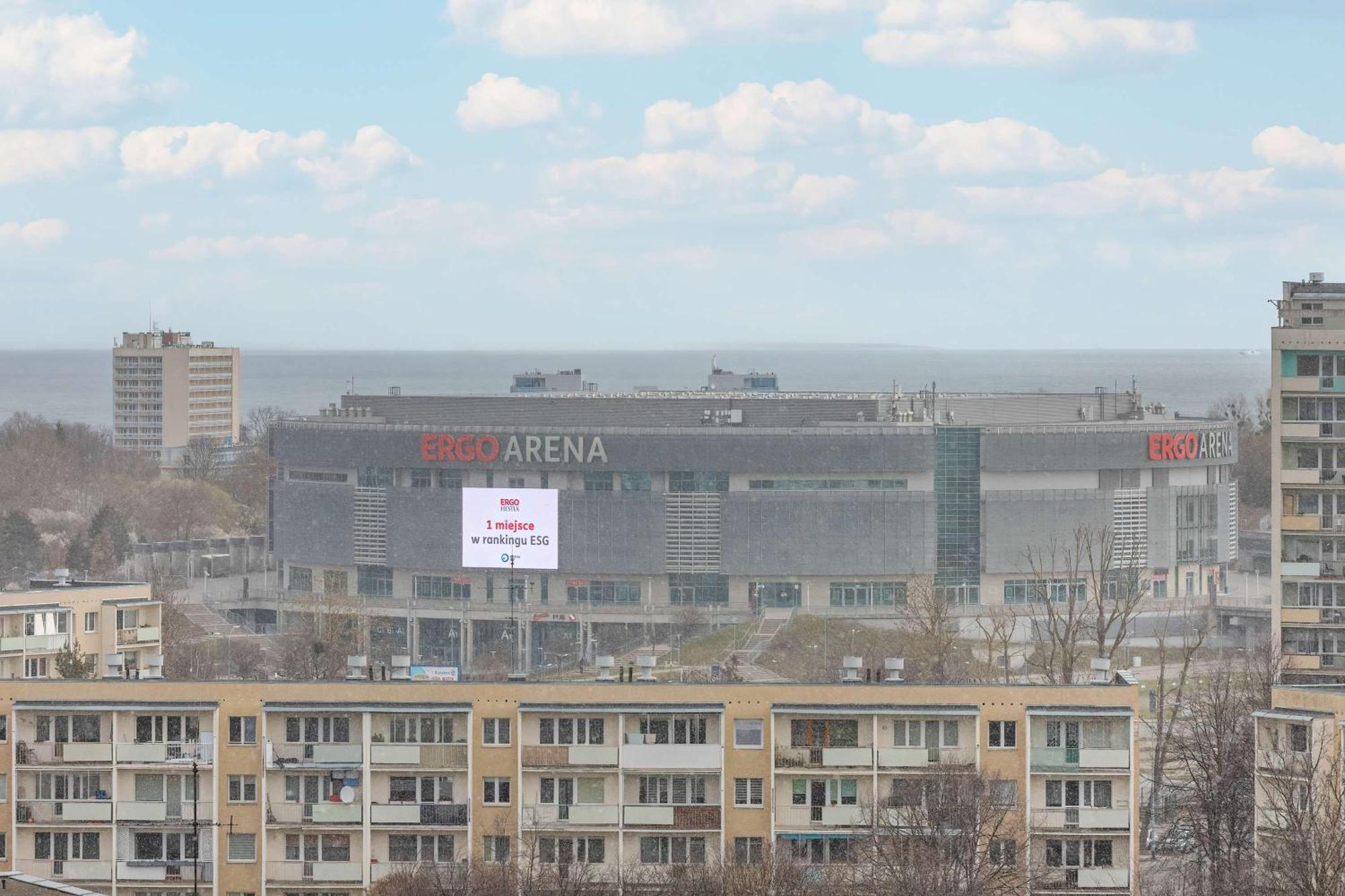 Apartment Family With 3 Bedrooms And Balcony By Renters