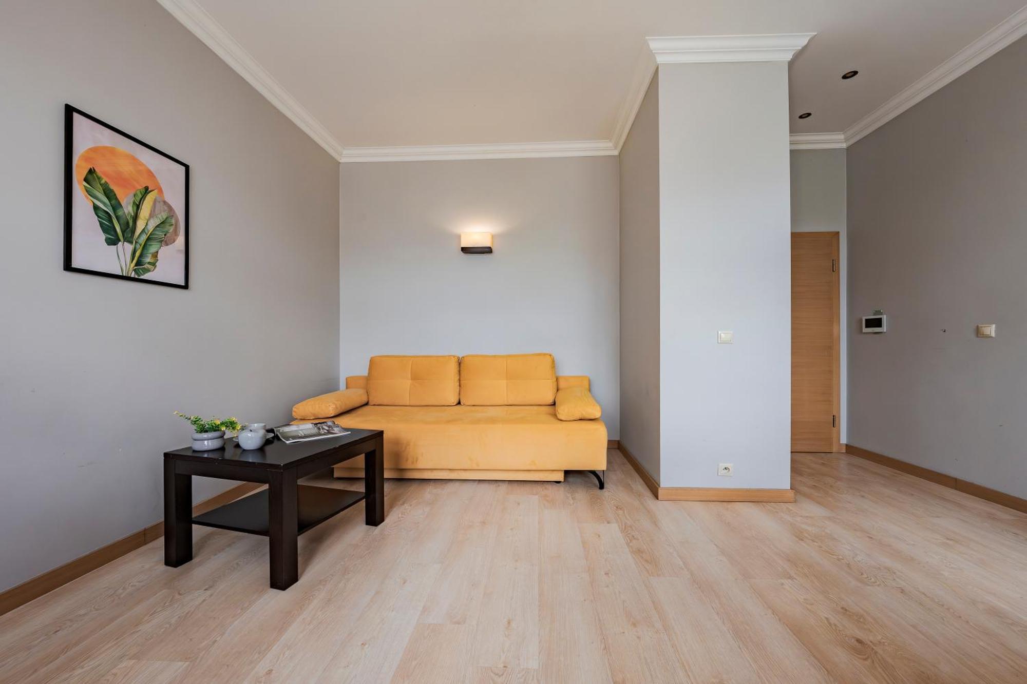 Amber Apartment *