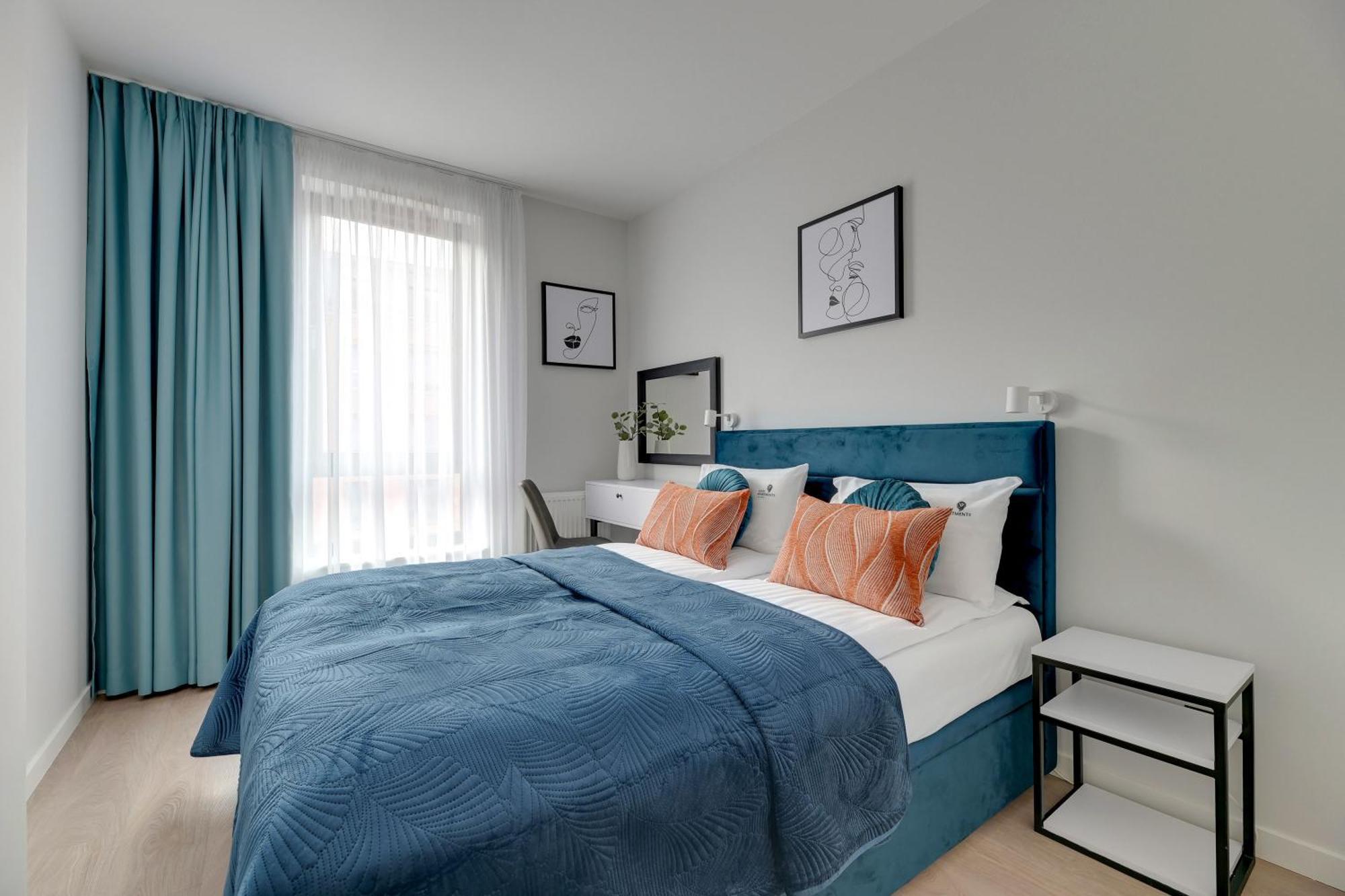 Scala 60h Center Premium With Parking By Lion Apartment *