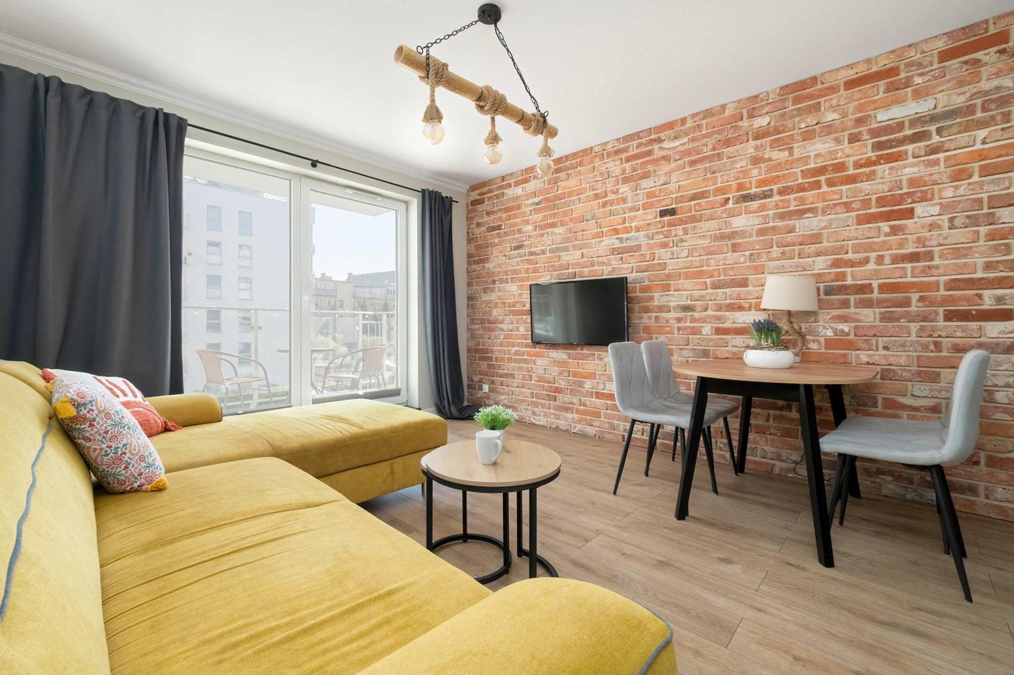 Apartment Stylish With Balcony & Parking Old Town By Renters Gdansk