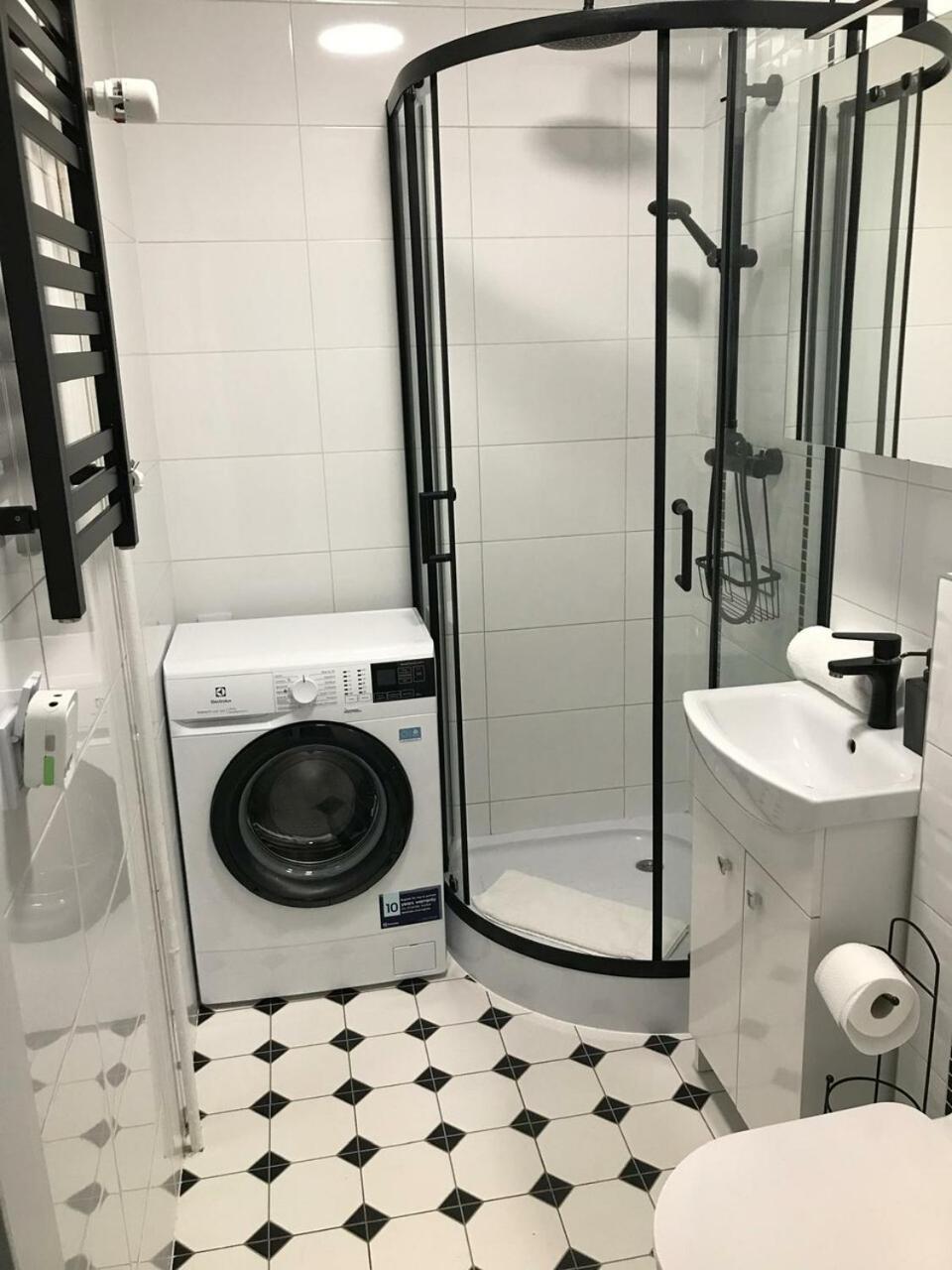 Elegant 3city In With Parking By Renters *