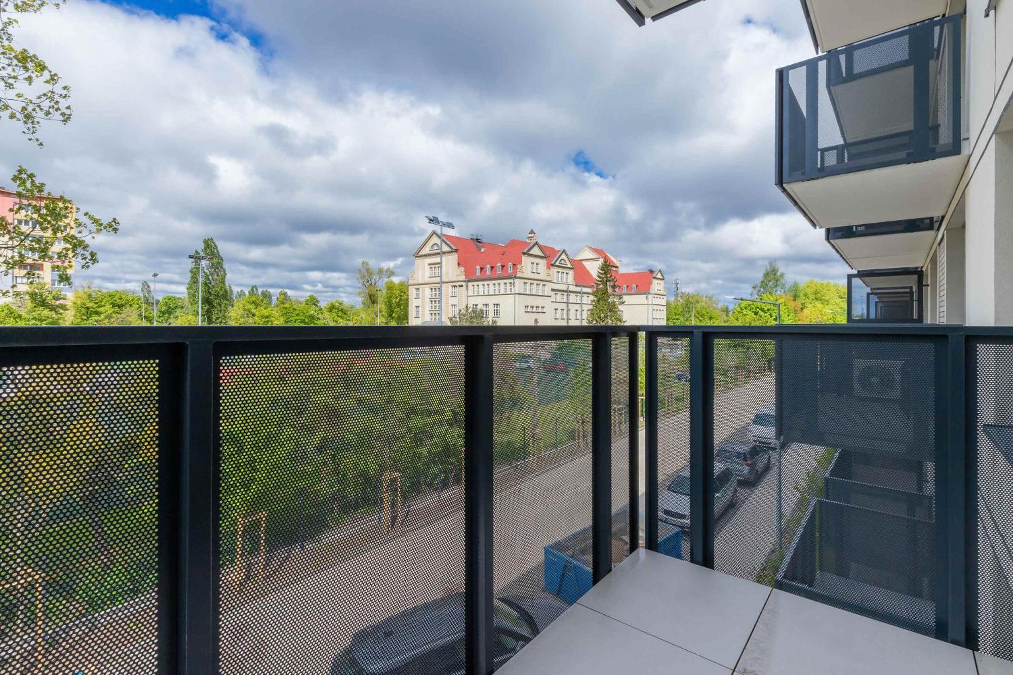 Bright Mostek In With Balcony 3city By Renters Lägenhet *