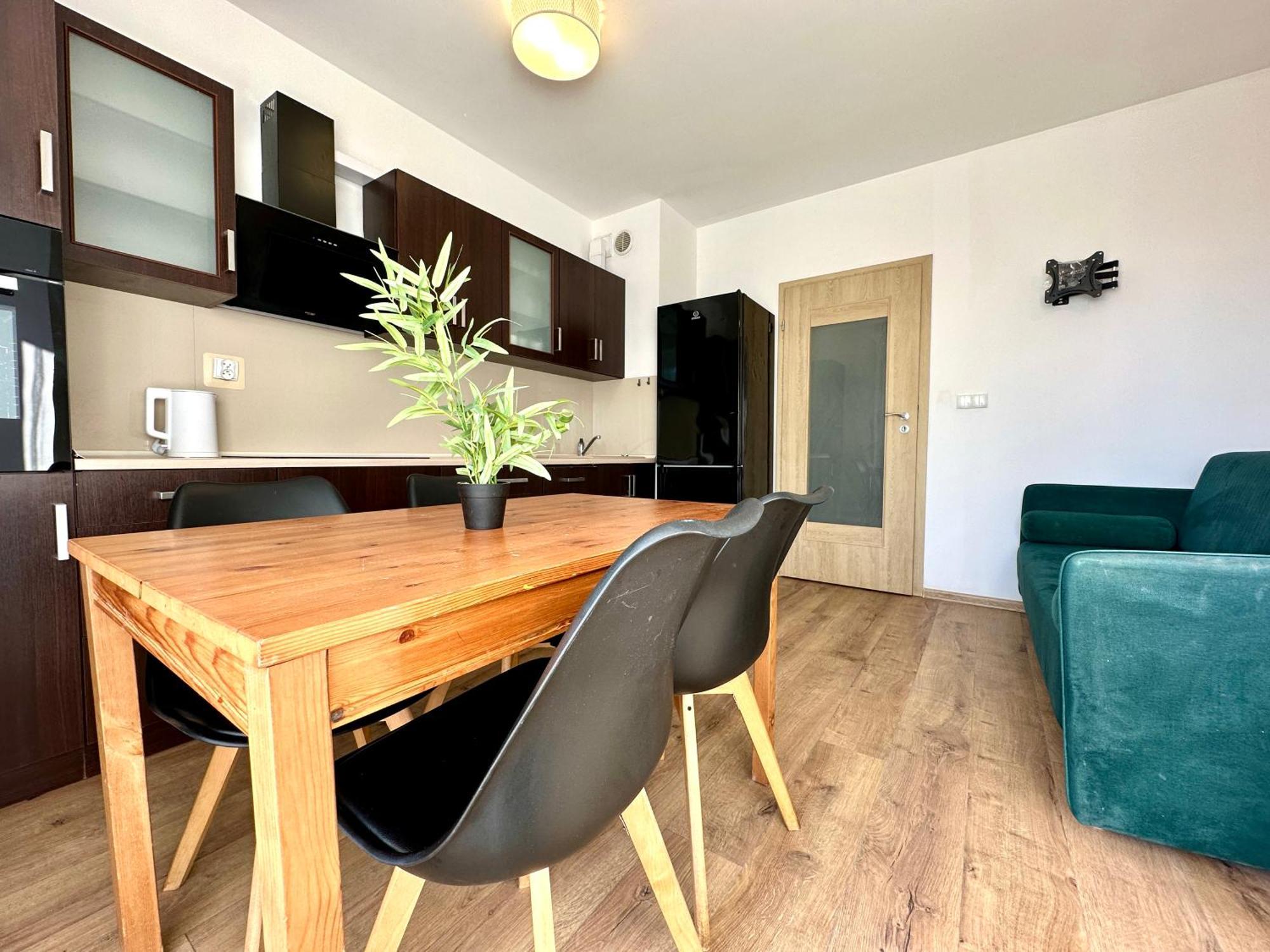 Apartment Z Ogrodem I Parkingiem Poludnie Gdansk