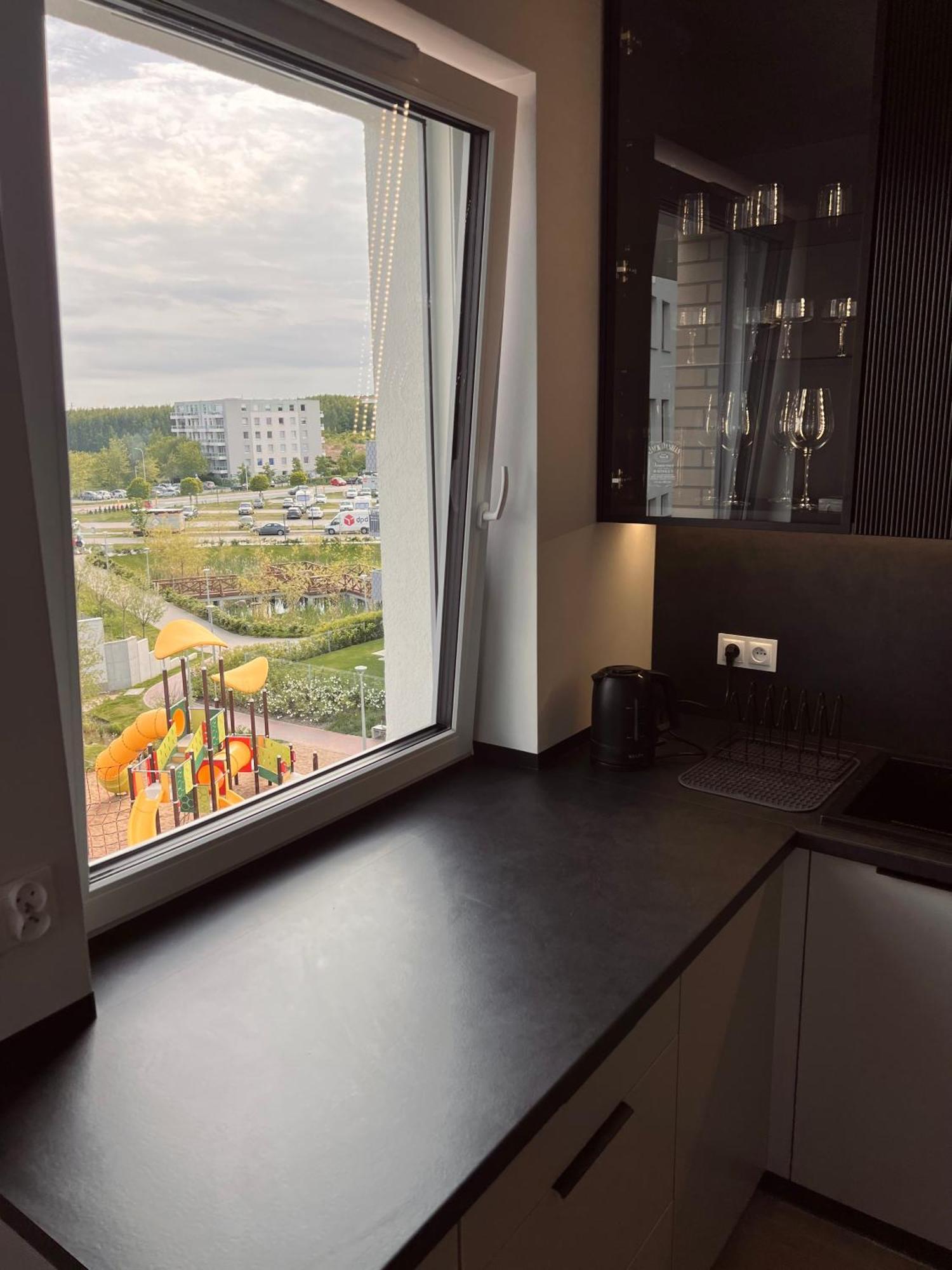 Apartamento Premium - Balcony, Fast Wifi, Private Parking *