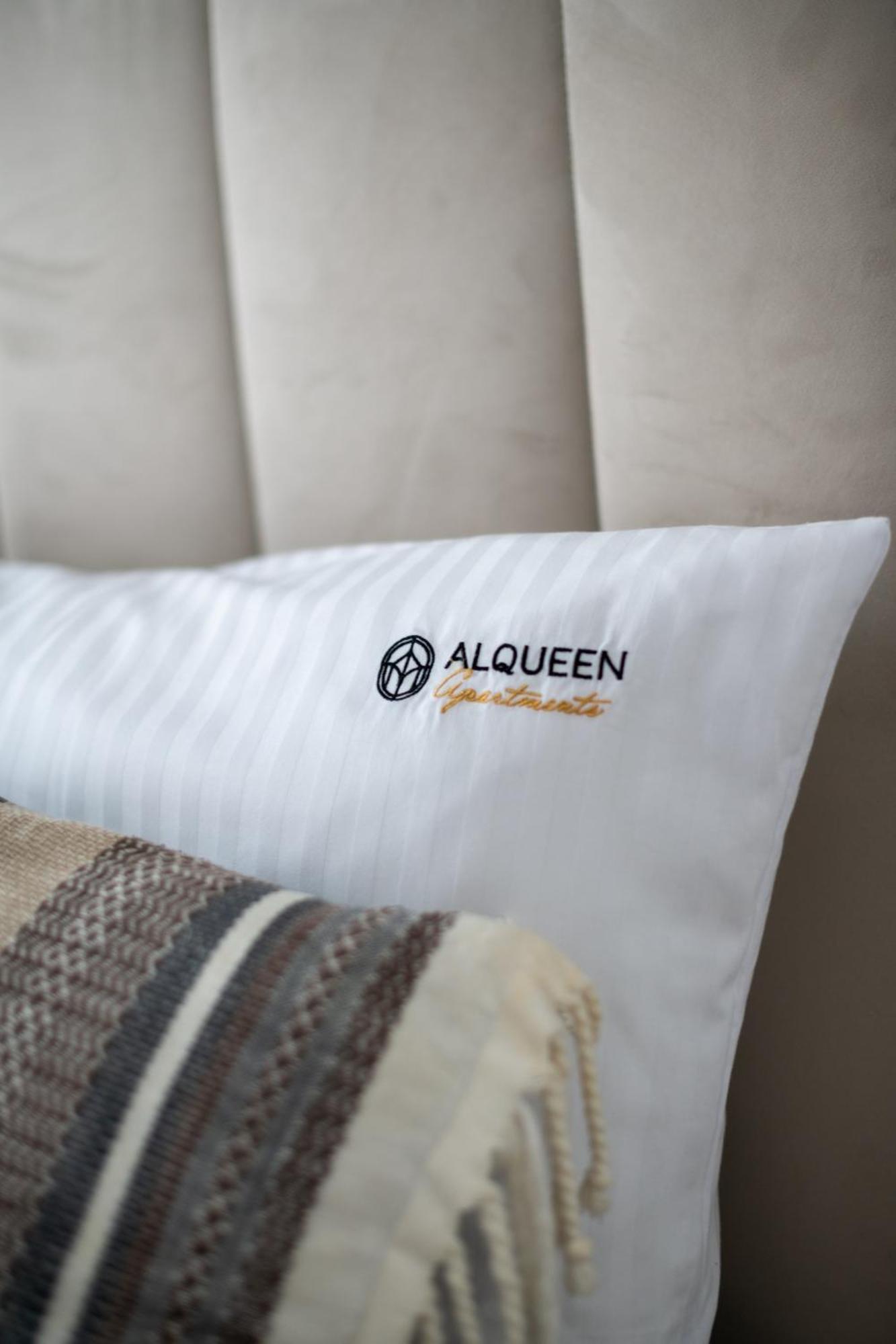 Alqueen Chmielna 110 * Gdansk