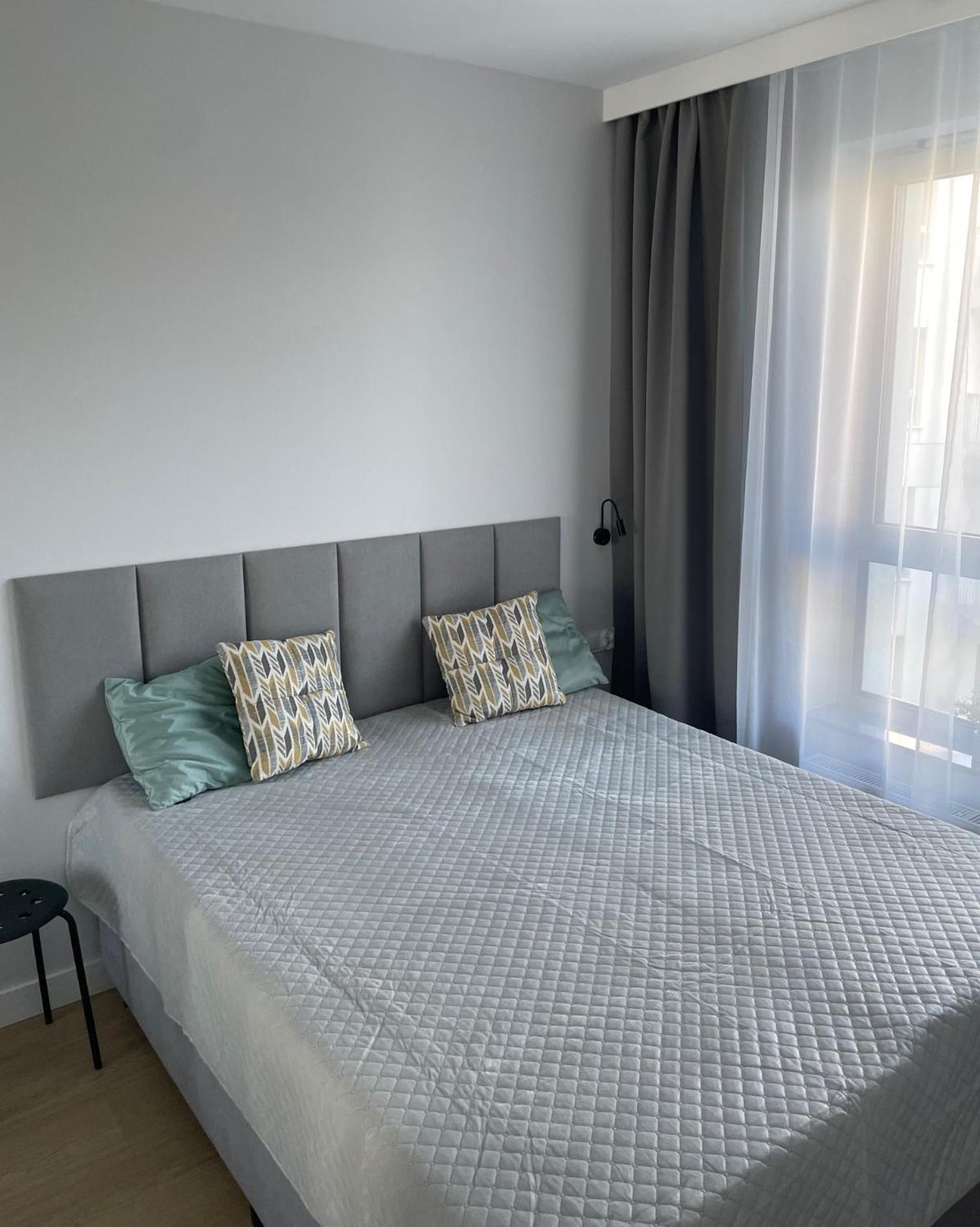Apartment Zurawie - Food Hall & Stocznia By Downtown *
