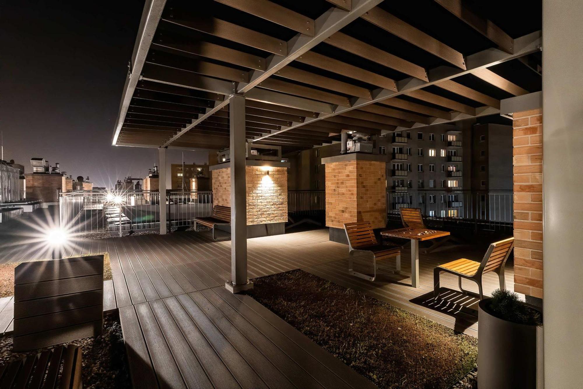 Huoneisto Exclusive With Parking, Air Conditioning And A Rooftop Terrace In The Centre Of By Renters Prestige *