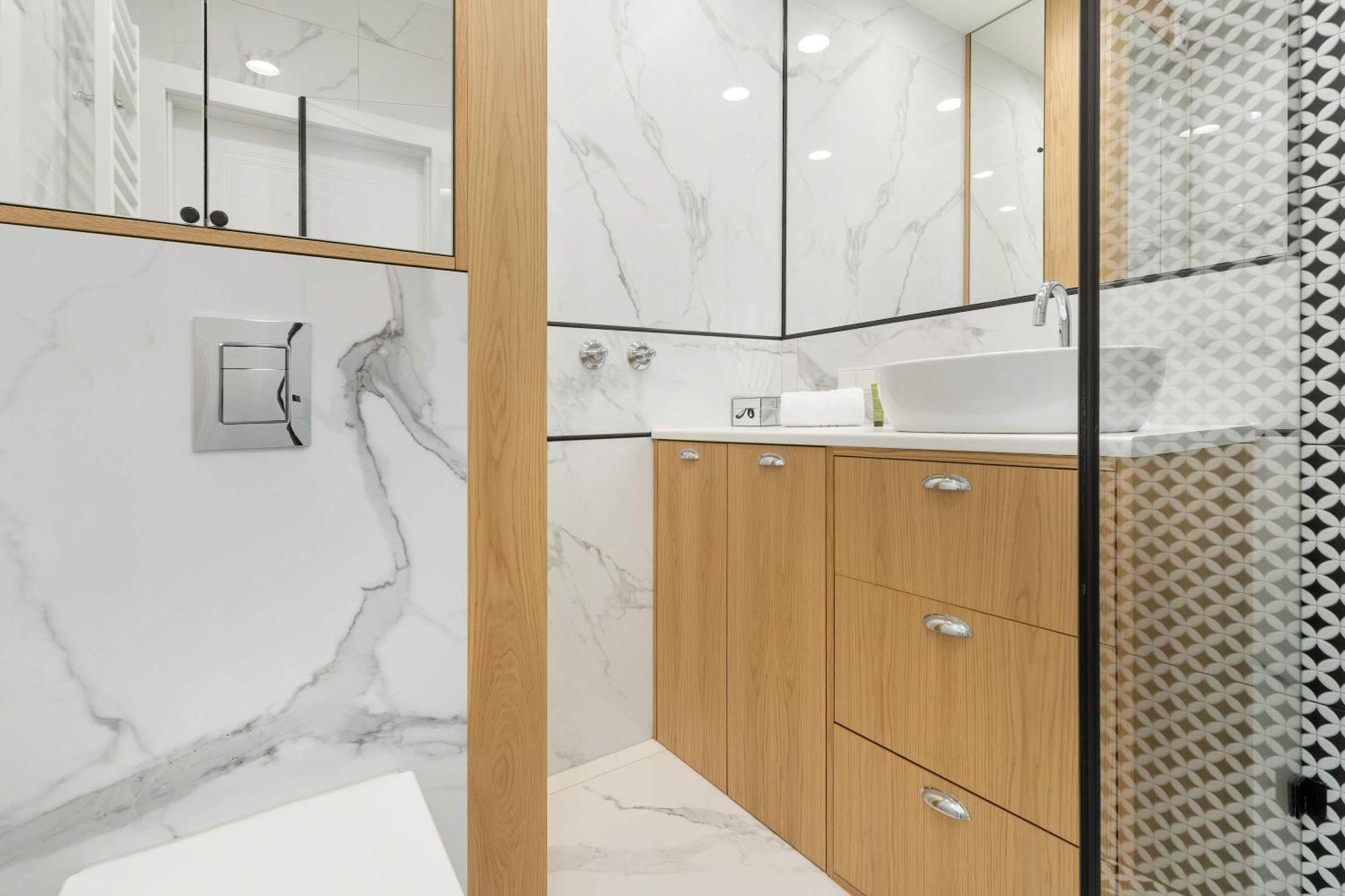 Exclusive With Parking, Air Conditioning And A Rooftop Terrace In The Centre Of By Renters Prestige * Gdańsk