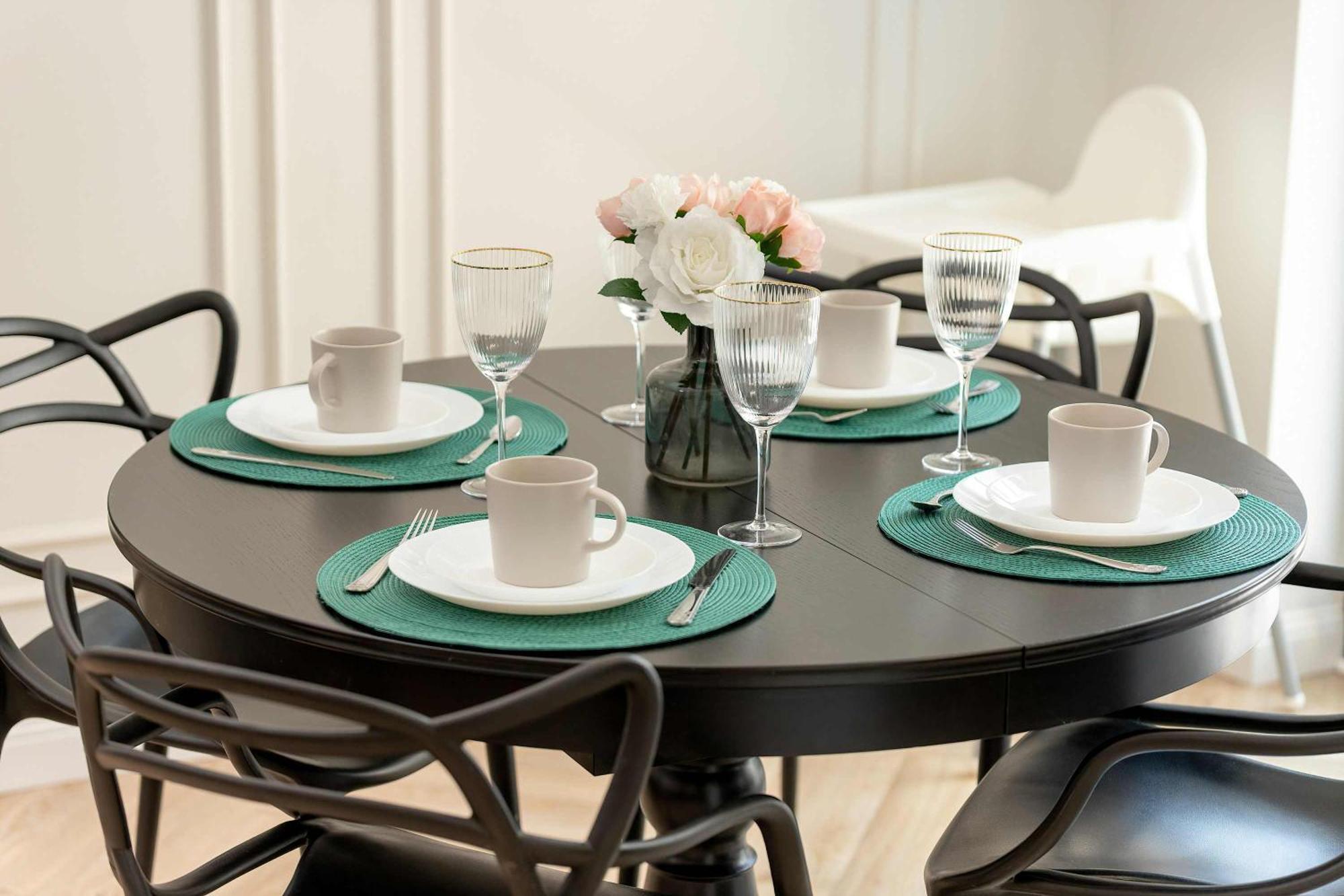 Exclusive With Parking, Air Conditioning And A Rooftop Terrace In The Centre Of By Renters Prestige