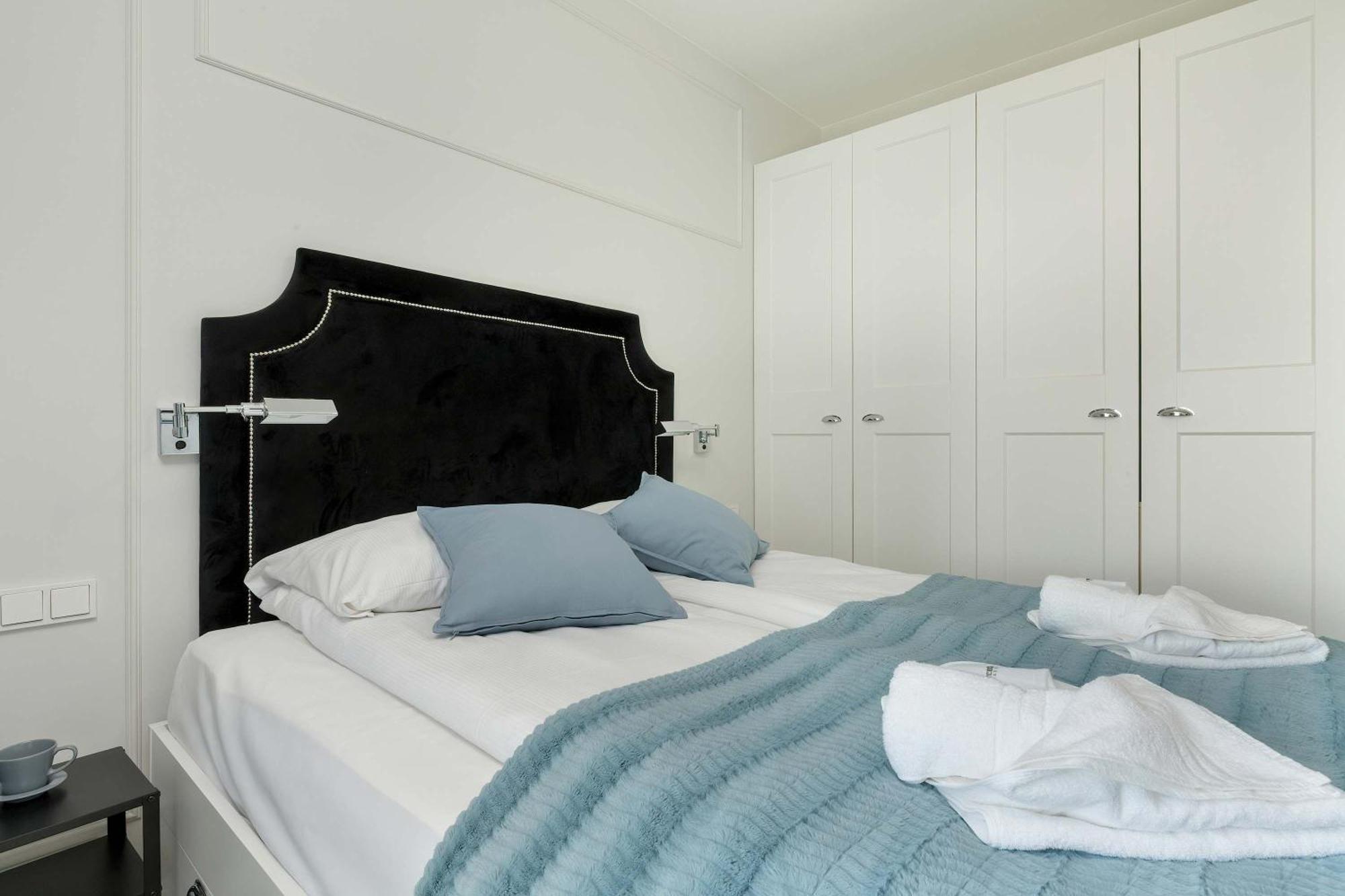 Huoneisto Exclusive With Parking, Air Conditioning And A Rooftop Terrace In The Centre Of By Renters Prestige