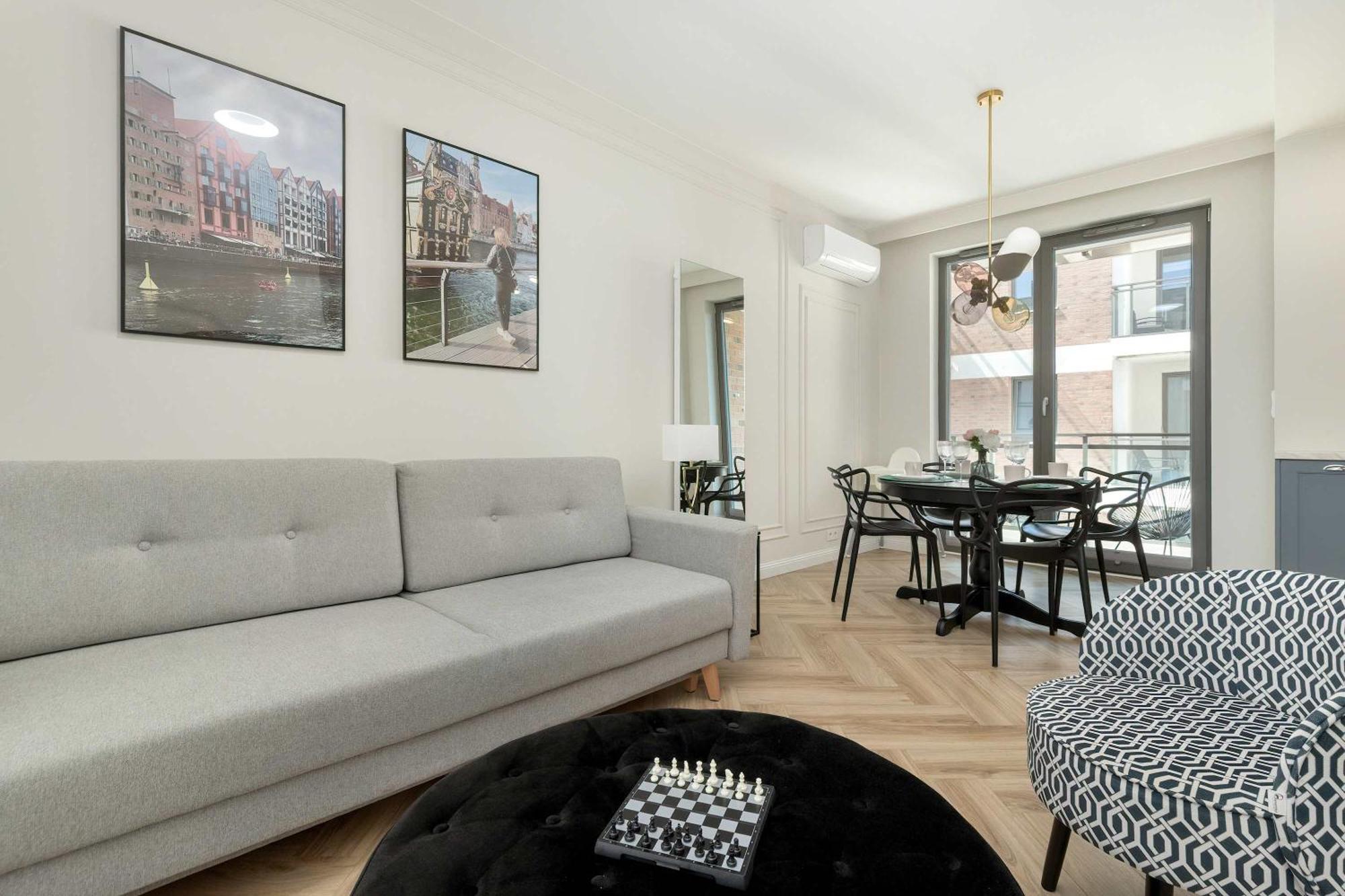 Huoneisto Exclusive With Parking, Air Conditioning And A Rooftop Terrace In The Centre Of By Renters Prestige *