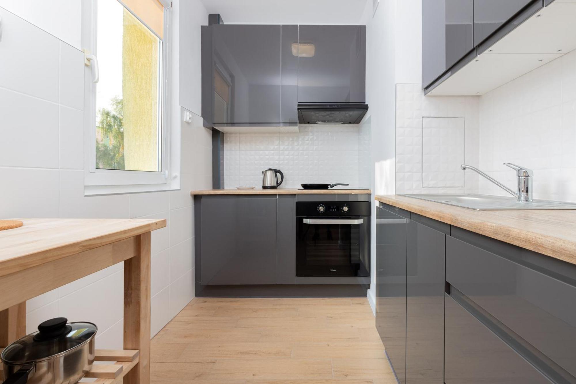 Seaside & Park By Renters Apartment