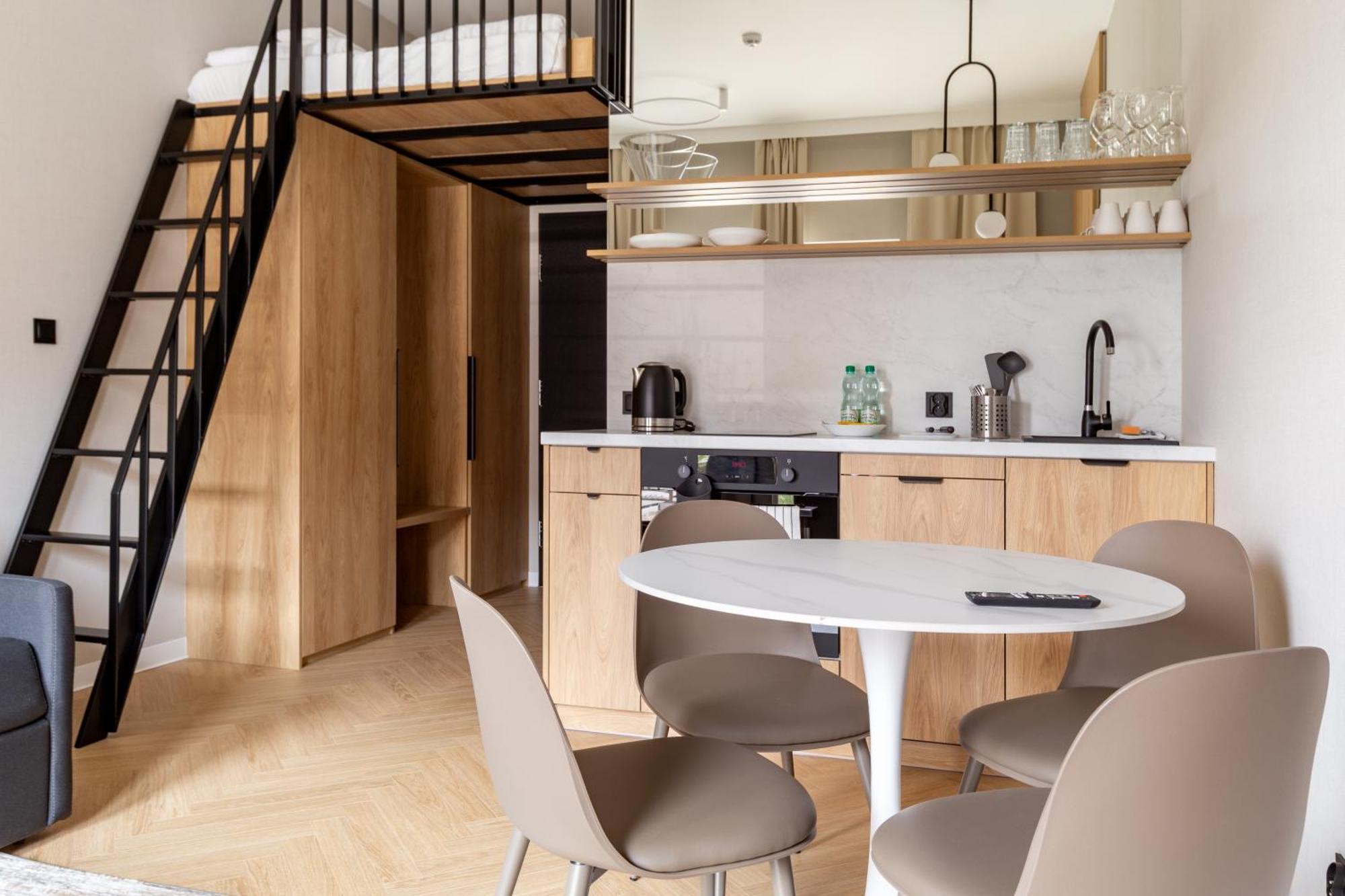 Apartment Stogi Superior By Bookinghost