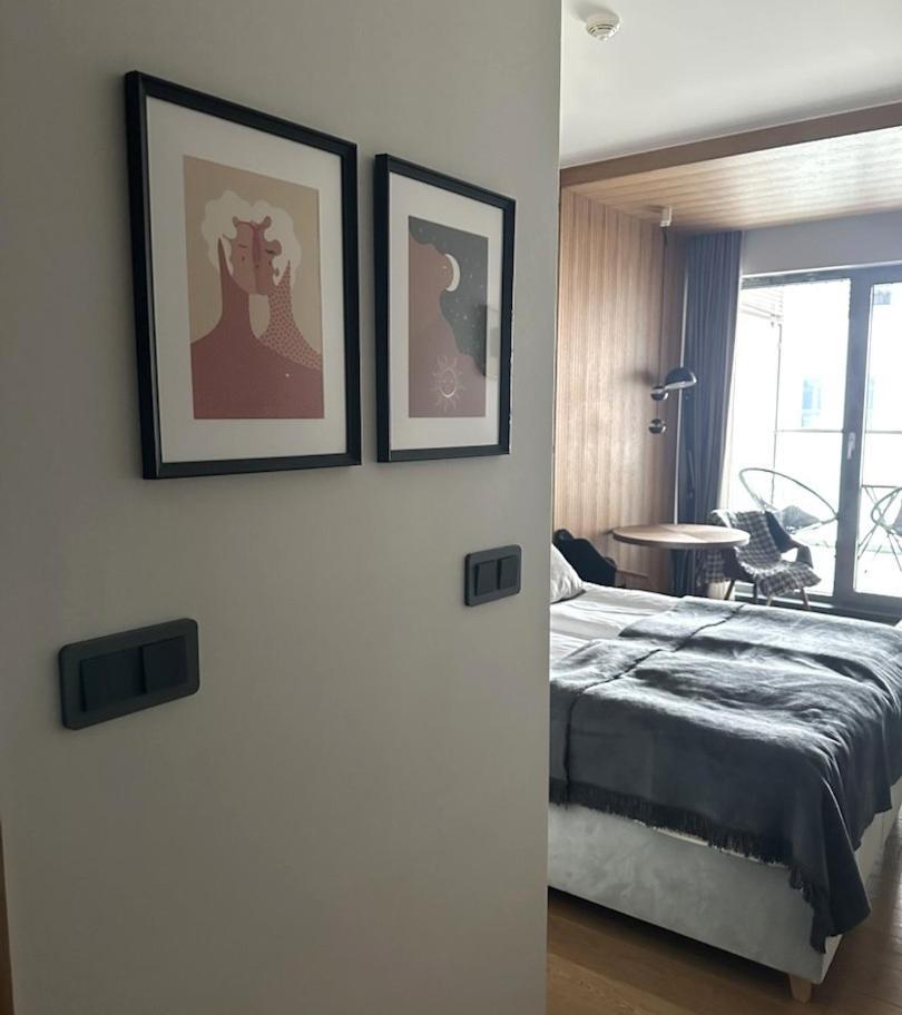 Granaria Deluxe & Riverside By Downtown Apartment