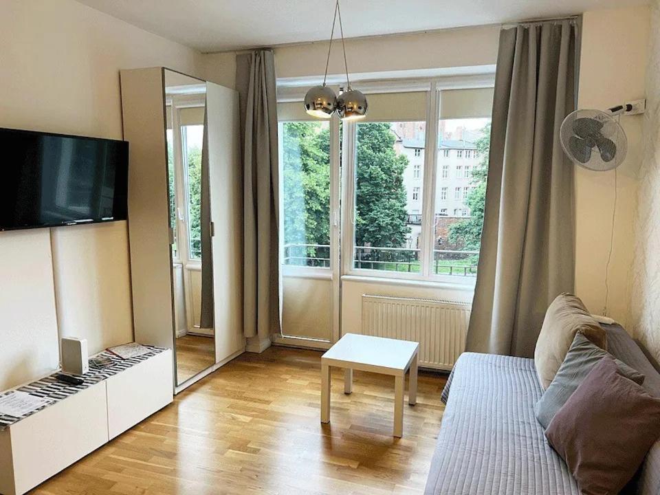 Apartment, Old Town, Center, 2-4 People *