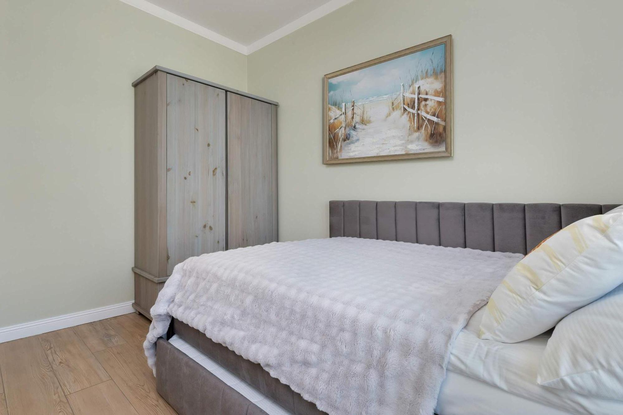 Lejlighed Luxury With Three Bedrooms Air Conditioning And Parking By Renters *